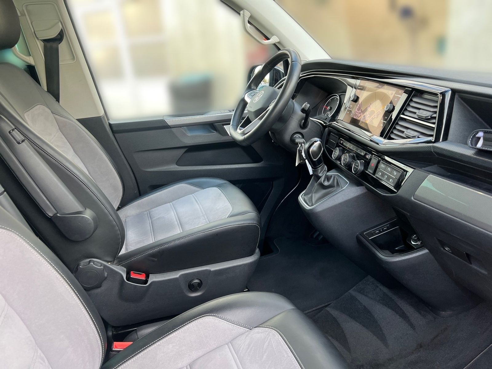 Volkswagen T6.1 Multivan Generation Six 4MOTION *AHK*KAMERA foto 16