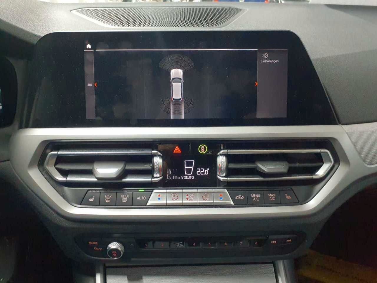 BMW 318d Touring Aut. Advantage Navi SHZ LED foto 15