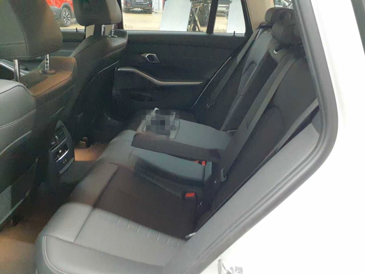 BMW 318d Touring Aut. Advantage Navi SHZ LED foto 7