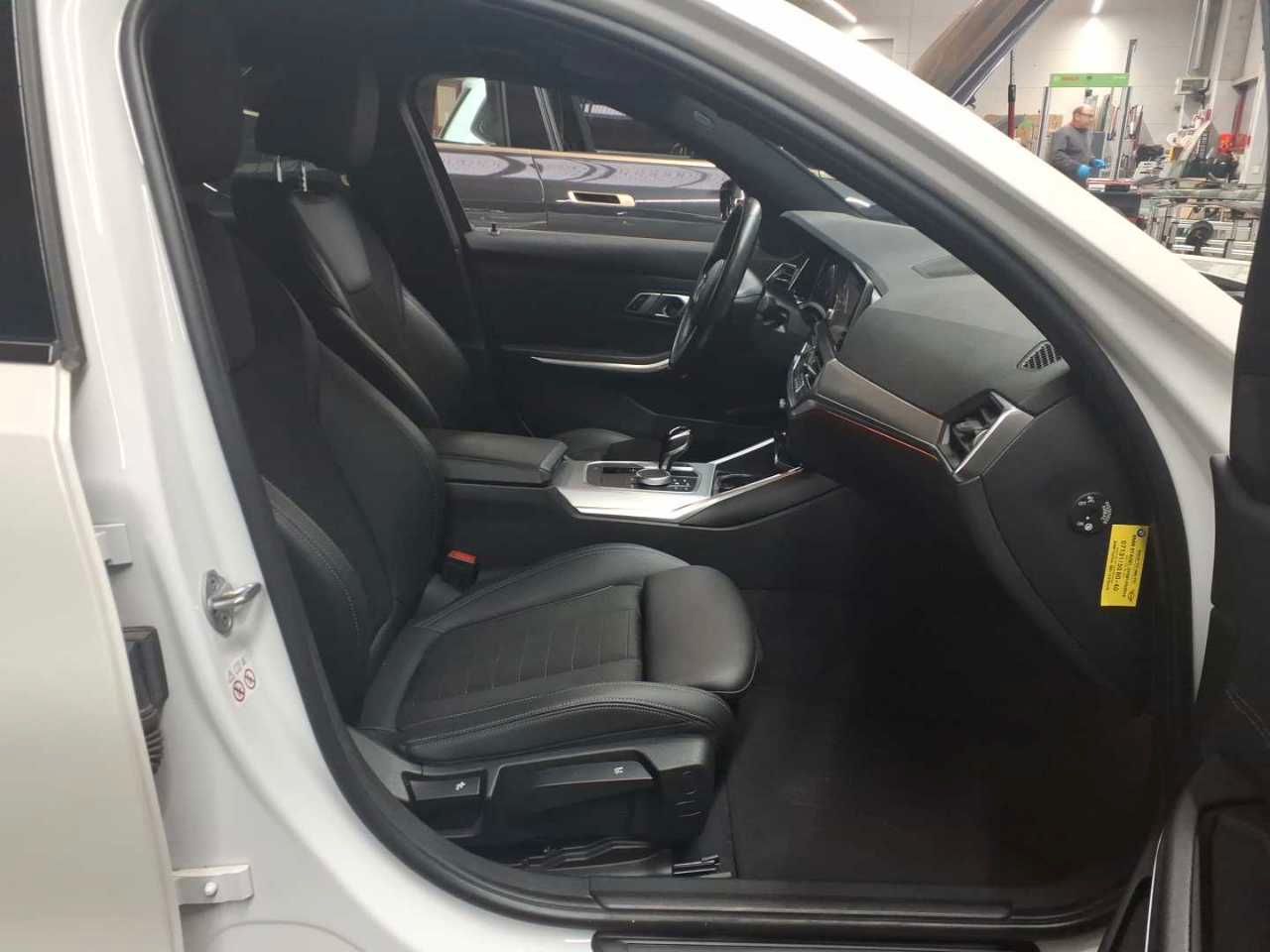 BMW 318d Touring Aut. Advantage Navi SHZ LED foto 12