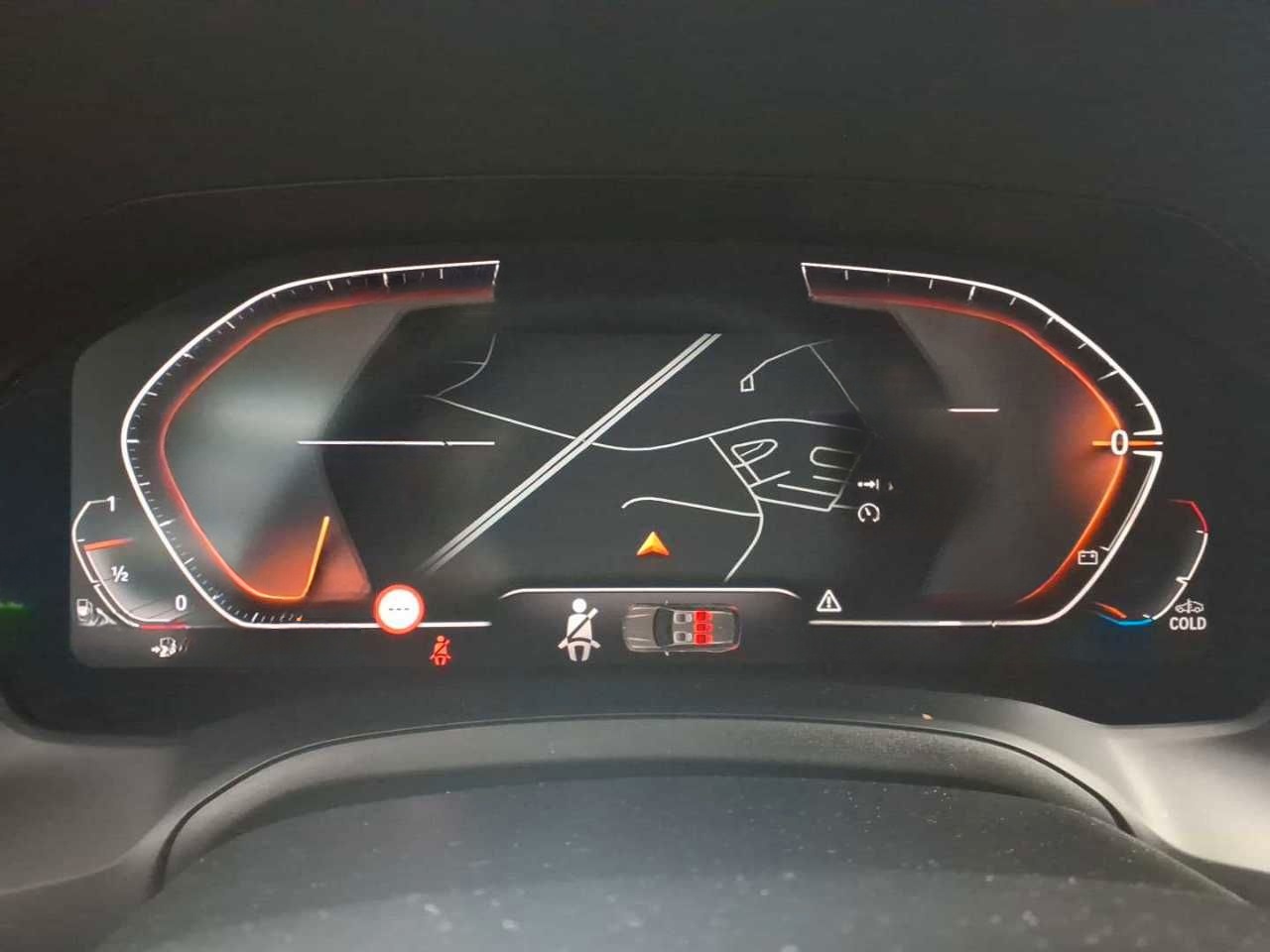BMW 318d Touring Aut. Advantage Navi SHZ LED foto 15