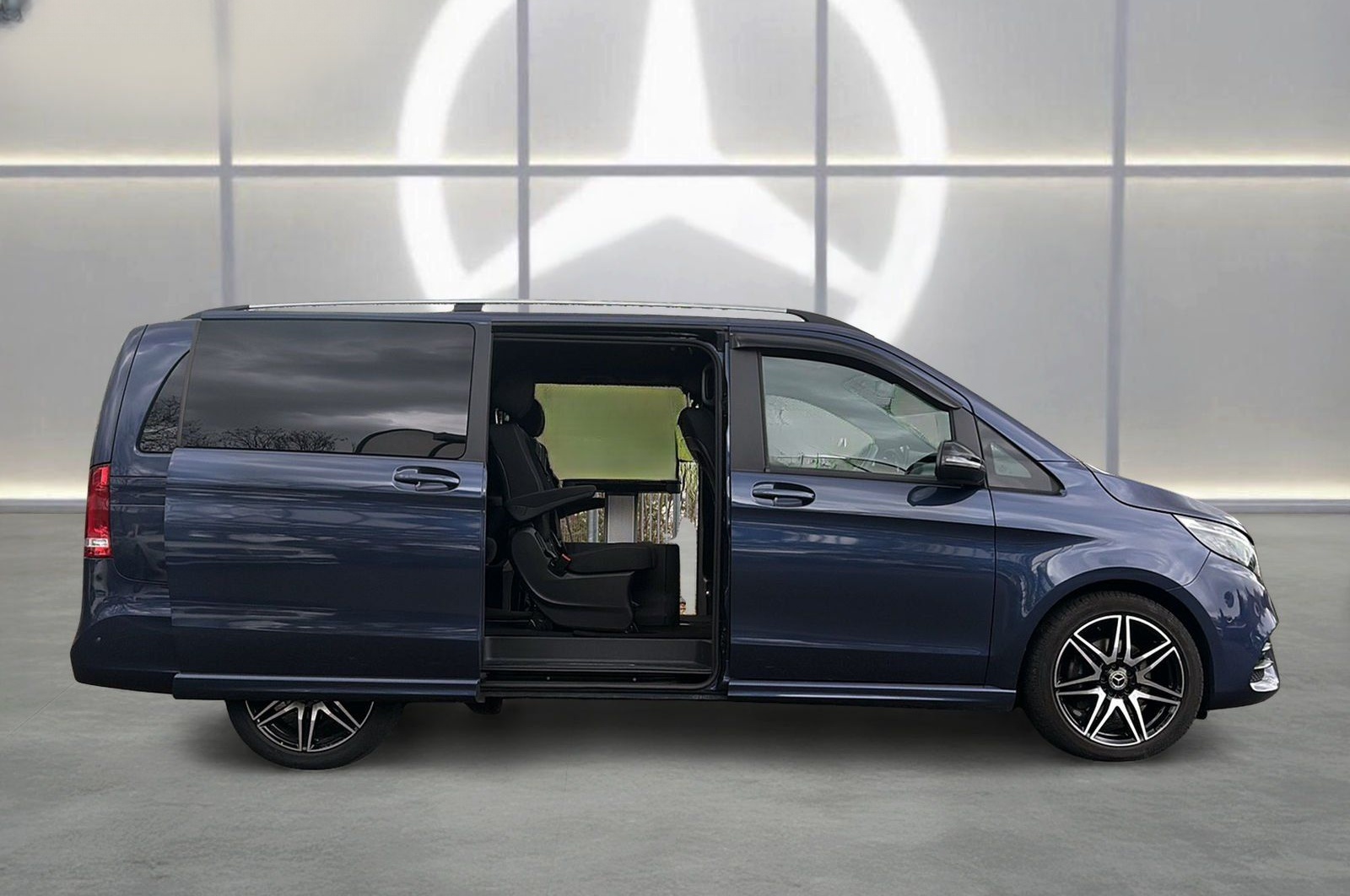 Mercedes-Benz V 300 d L Edition 2023 AMG NIGHT AIRMATIC DSC foto 12