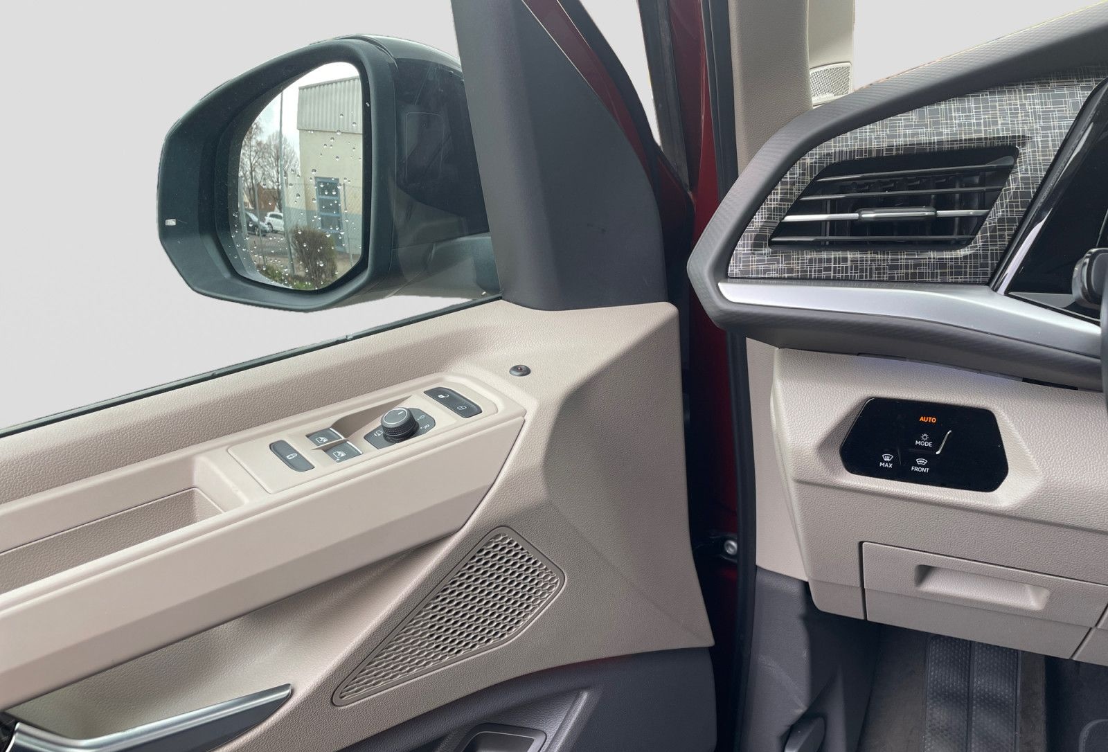 Volkswagen Multivan Energetic 1.4 TSI eHybrid DSG H&K IQ.LI foto 8