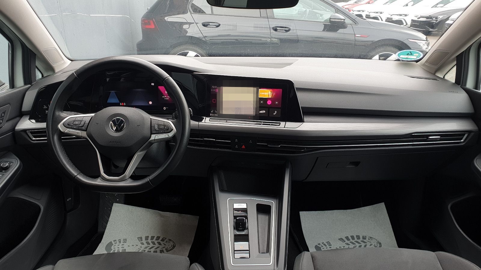 Volkswagen Golf 8 2.0 TDI DSG Style Pano/Navi+/ACC/Kamera foto 5