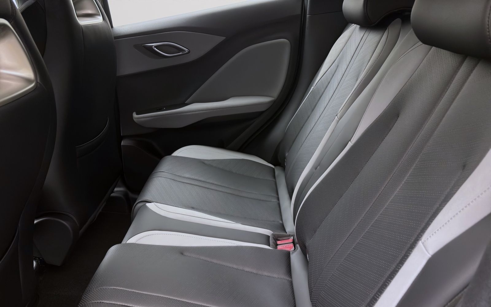 BYD DOLPHIN SURF BOOST NAVI KLIMA LM16 KAMERA PDC foto 15