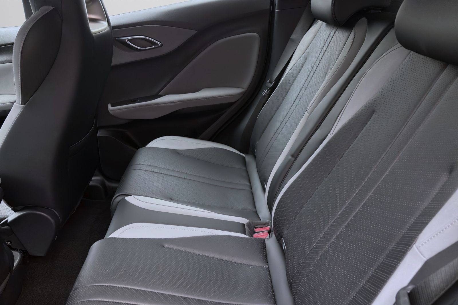 BYD DOLPHIN SURF BOOST NAVI KLIMA LM16 KAMERA PDC foto 15