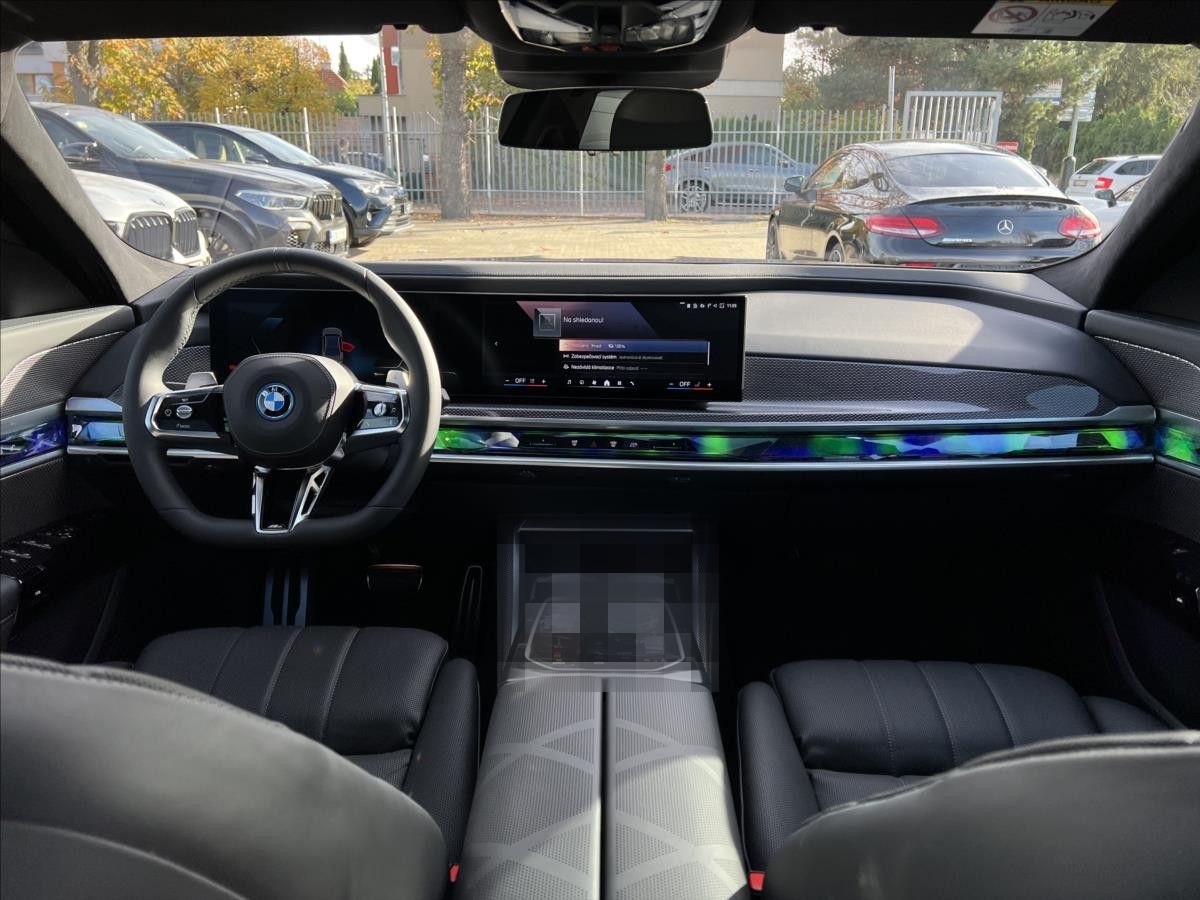 BMW 750 e xDrive M Sport foto 6