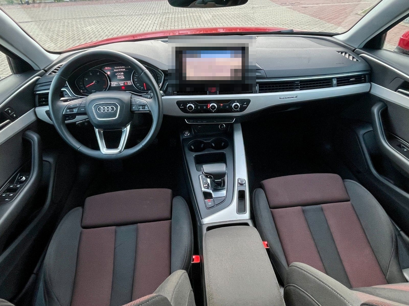 Audi A4 40 TDI S tronic quattro Avant - foto 11
