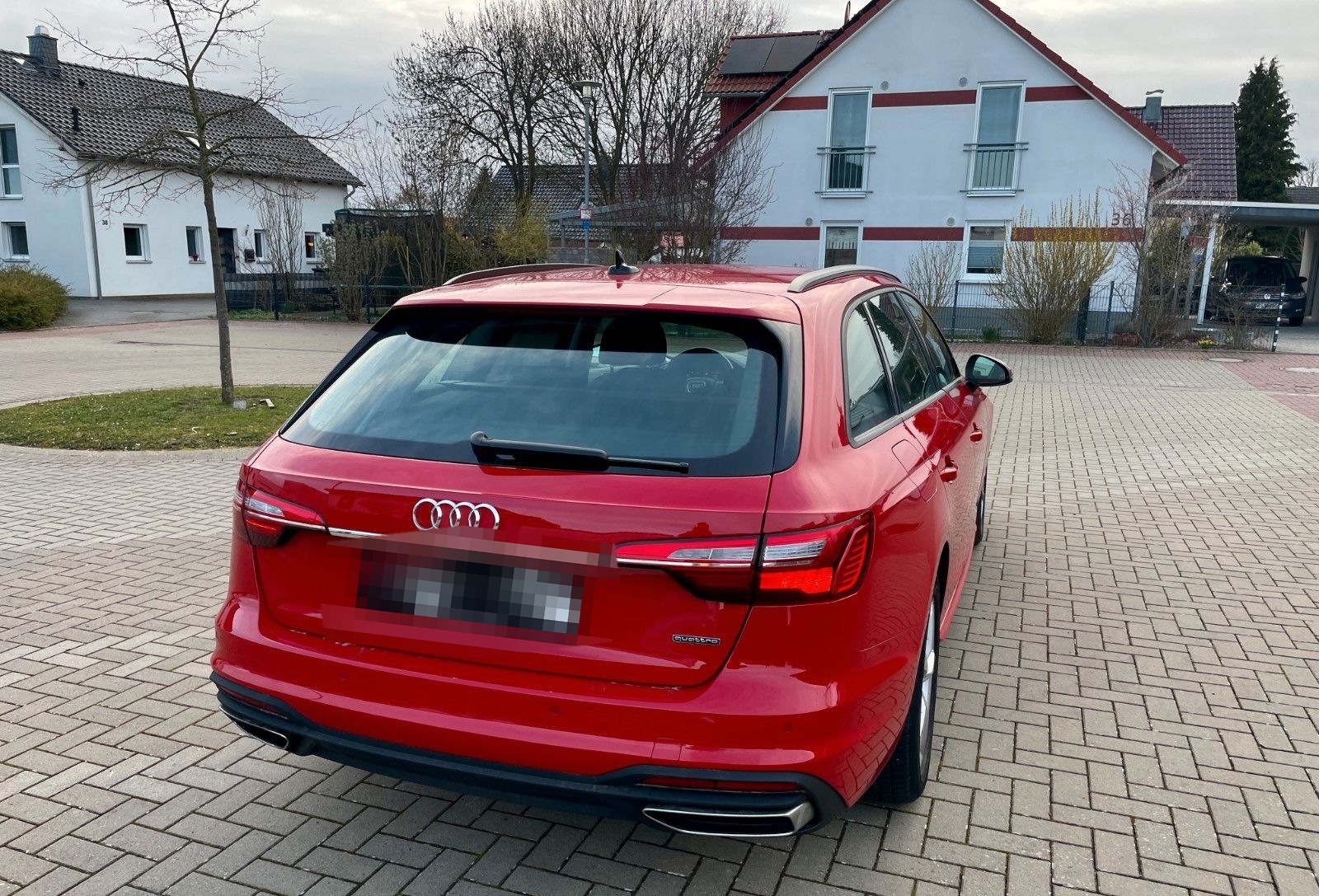 Audi A4 40 TDI S tronic quattro Avant - foto 4