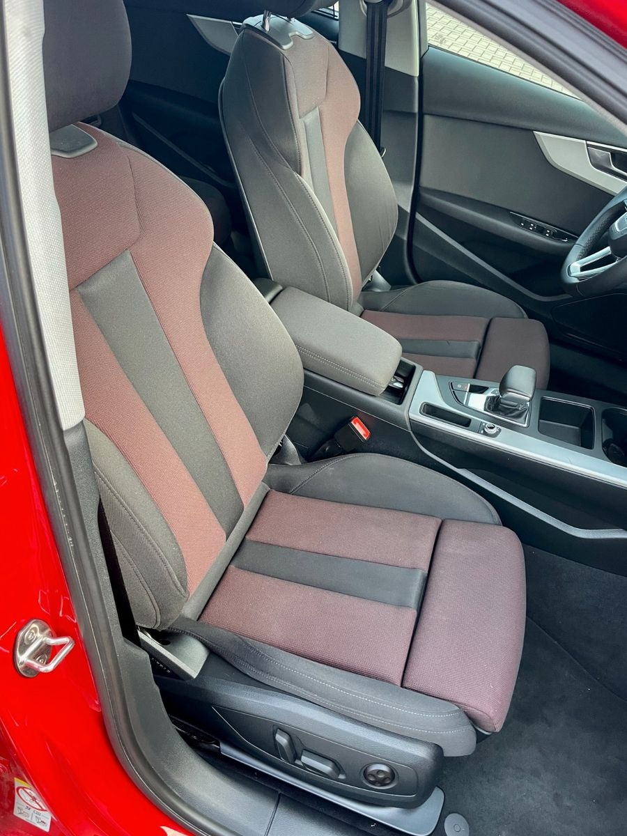 Audi A4 40 TDI S tronic quattro Avant - foto 9