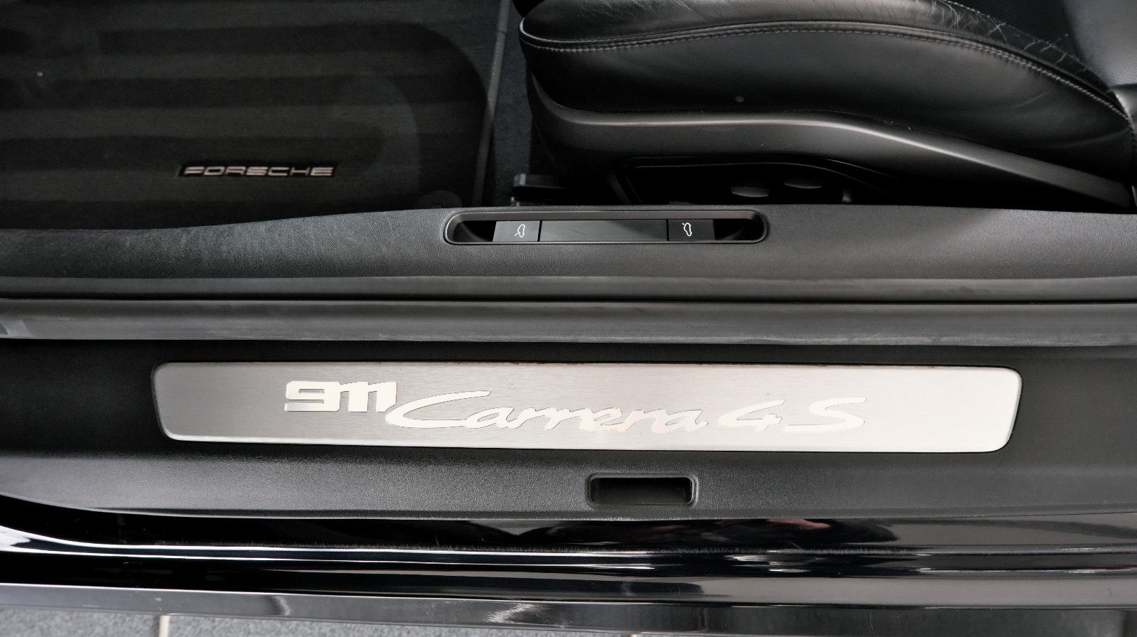 Porsche 992 Carrera 4S Cabrio Sportabgas Allradlenkung D foto 11