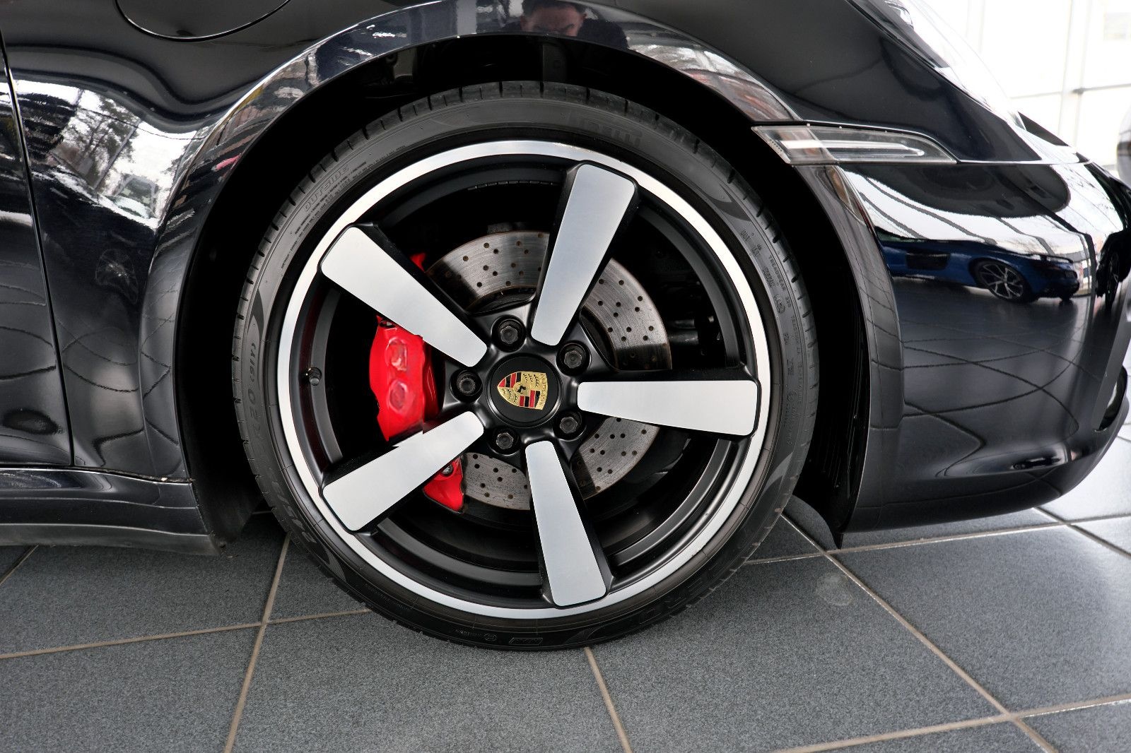Porsche 992 Carrera 4S Cabrio Sportabgas Allradlenkung D foto 22