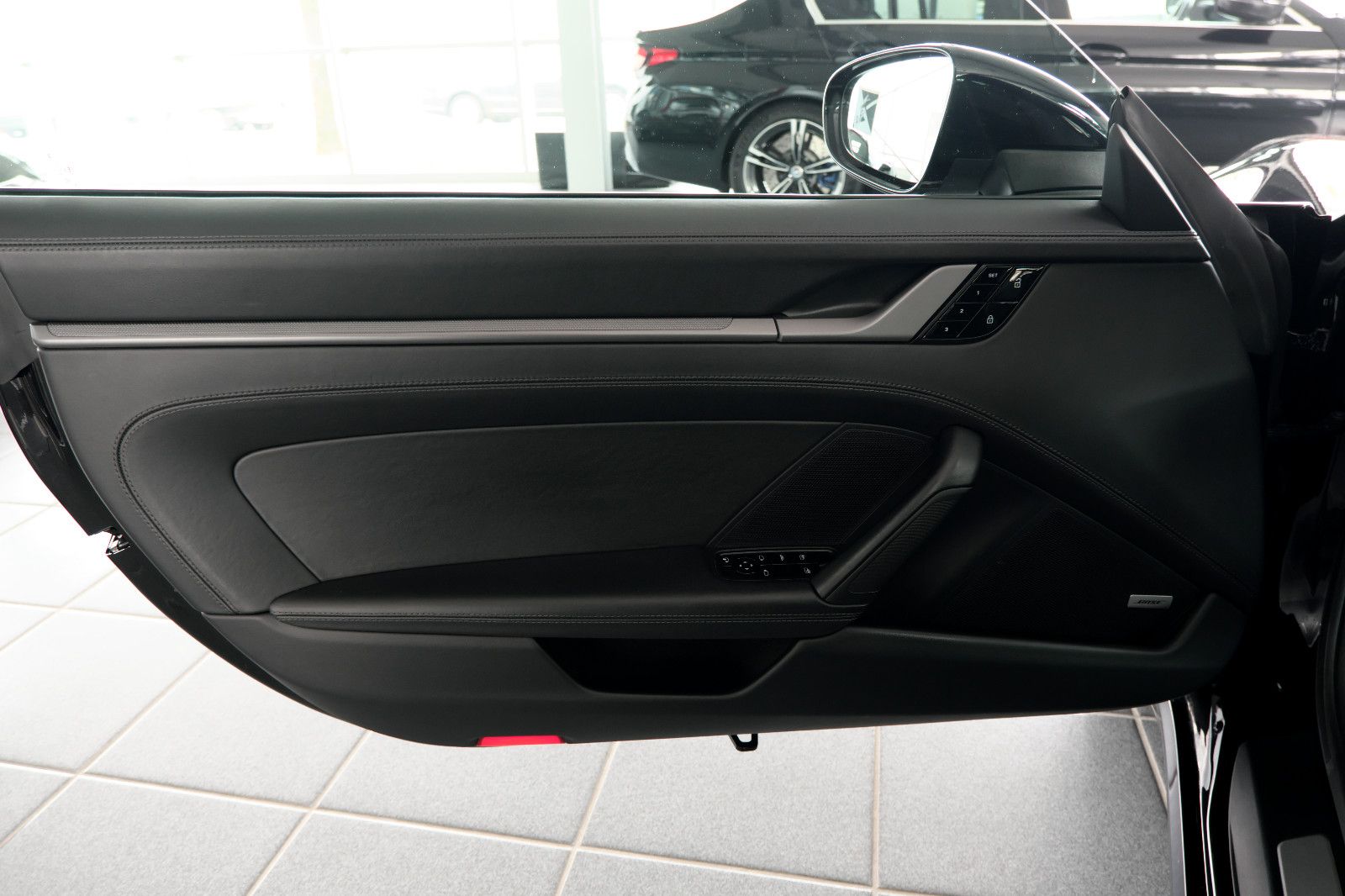 Porsche 992 Carrera 4S Cabrio Sportabgas Allradlenkung D foto 9