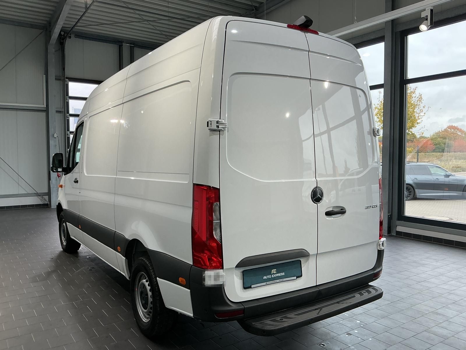 Mercedes-Benz Sprinter 317 L2/H2+360°+Navi+Sitzheizung+AHK foto 5