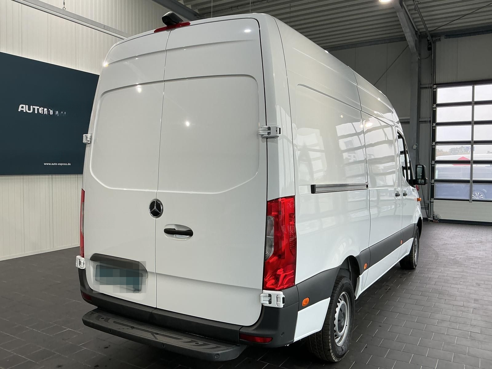 Mercedes-Benz Sprinter 317 L2/H2+360°+Navi+Sitzheizung+AHK foto 7