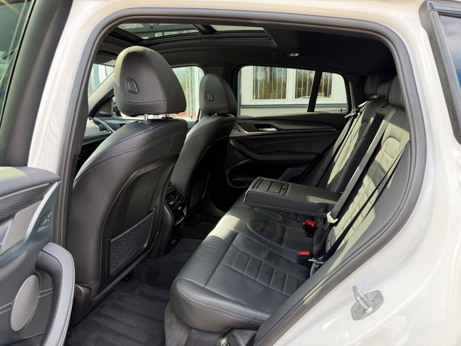 BMW X4 xDrive 30 d M Sportpaket/Pan/Anhäng/360°Kamer foto 14