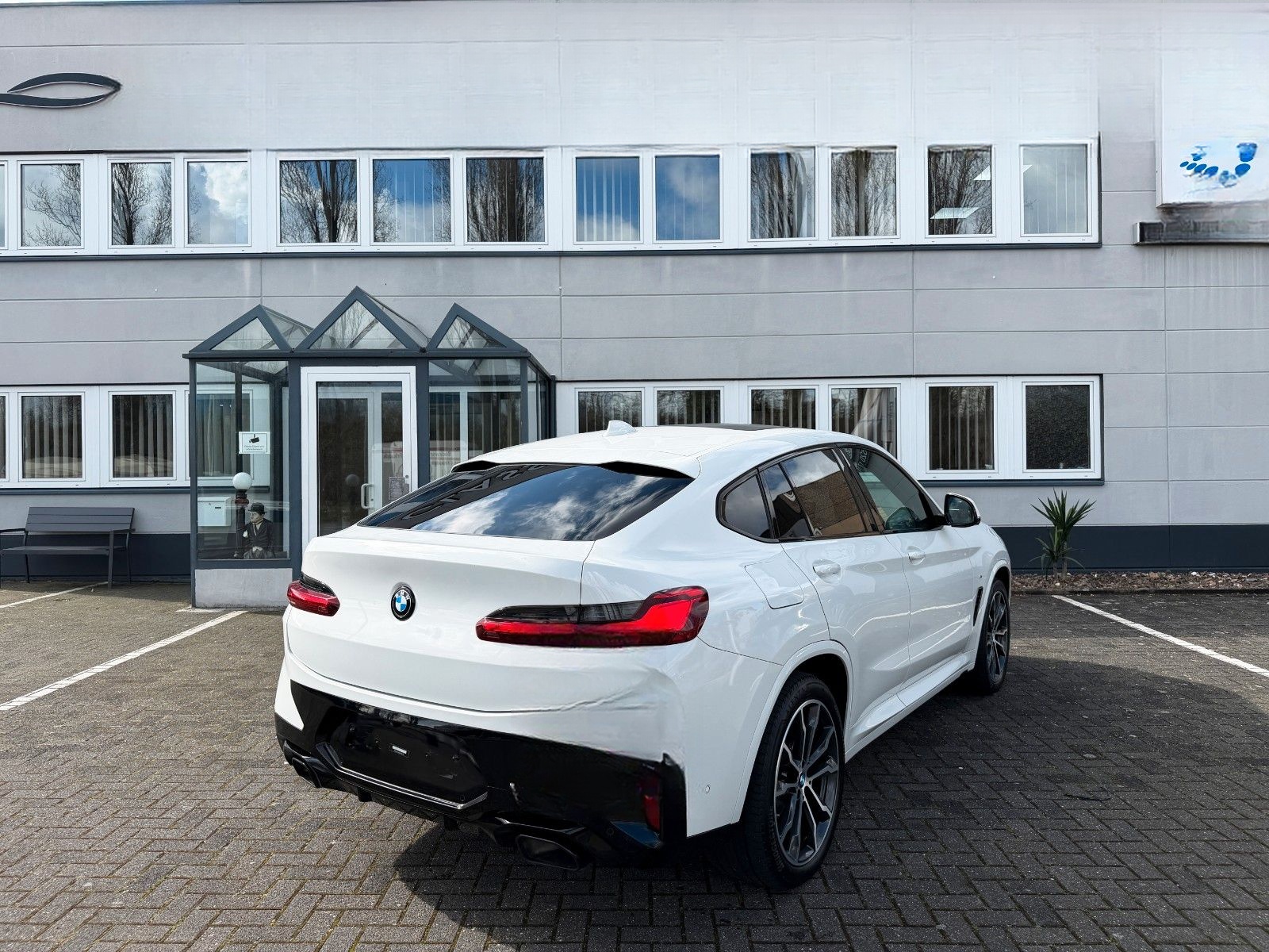 BMW X4 xDrive 30 d M Sportpaket/Pan/Anhäng/360°Kamer foto 22