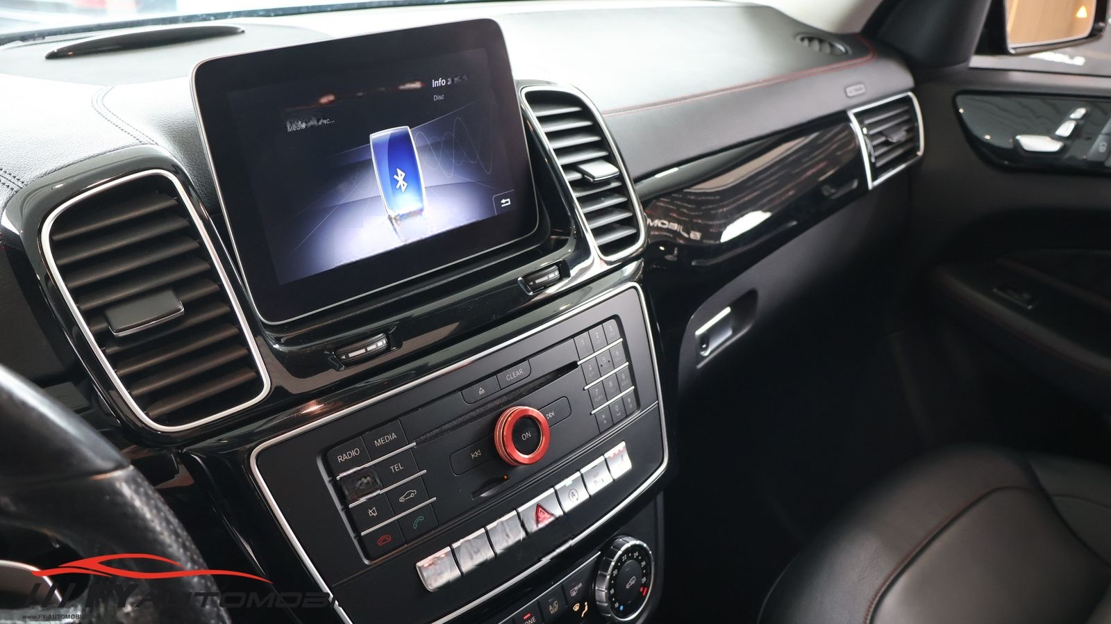 Mercedes-Benz GLE 350 d 4Matic AMG Line LED* Panorama* Kamera* foto 22