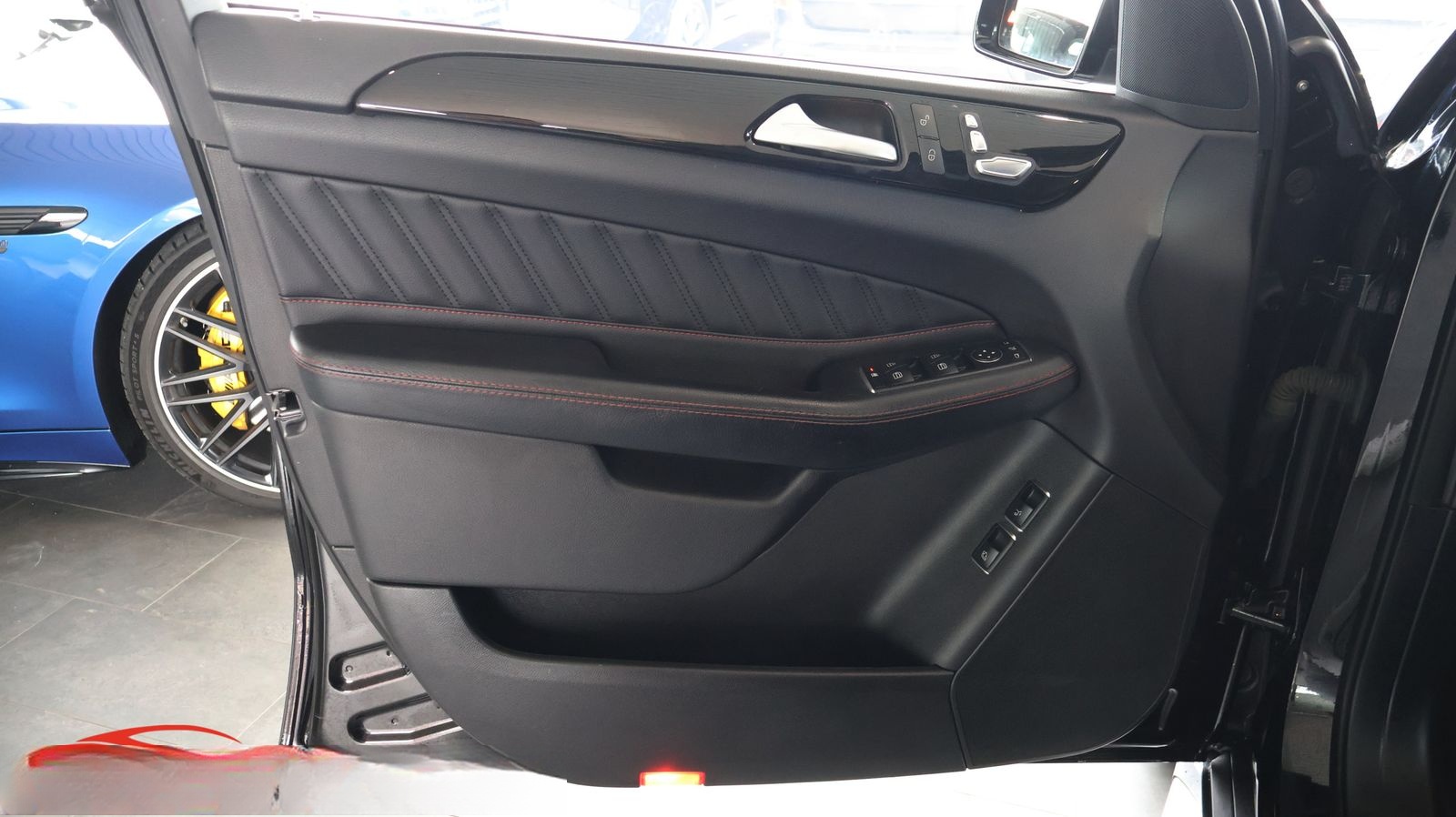 Mercedes-Benz GLE 350 d 4Matic AMG Line LED* Panorama* Kamera* foto 10