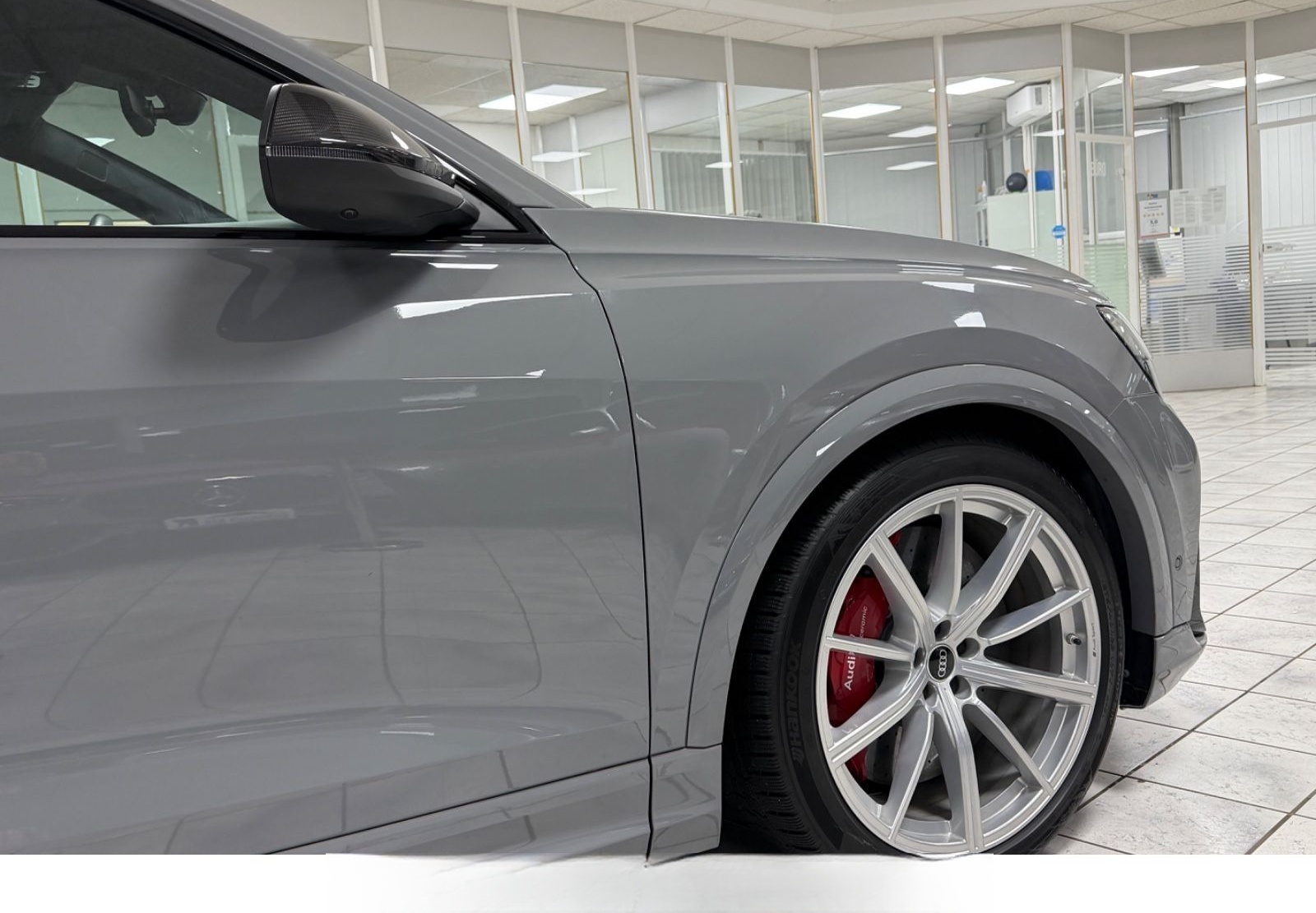Audi RS Q8 4.0*PANO*KERAMIK*CARBON*MAS*STH*SITZBEL*HU foto 11
