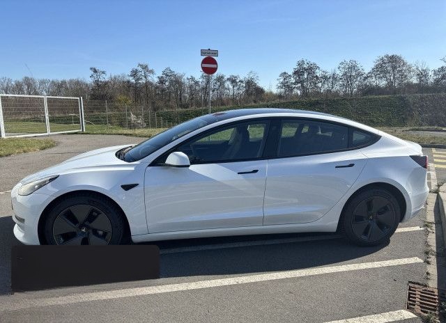 Tesla Model 3 Long Range AWD foto 4