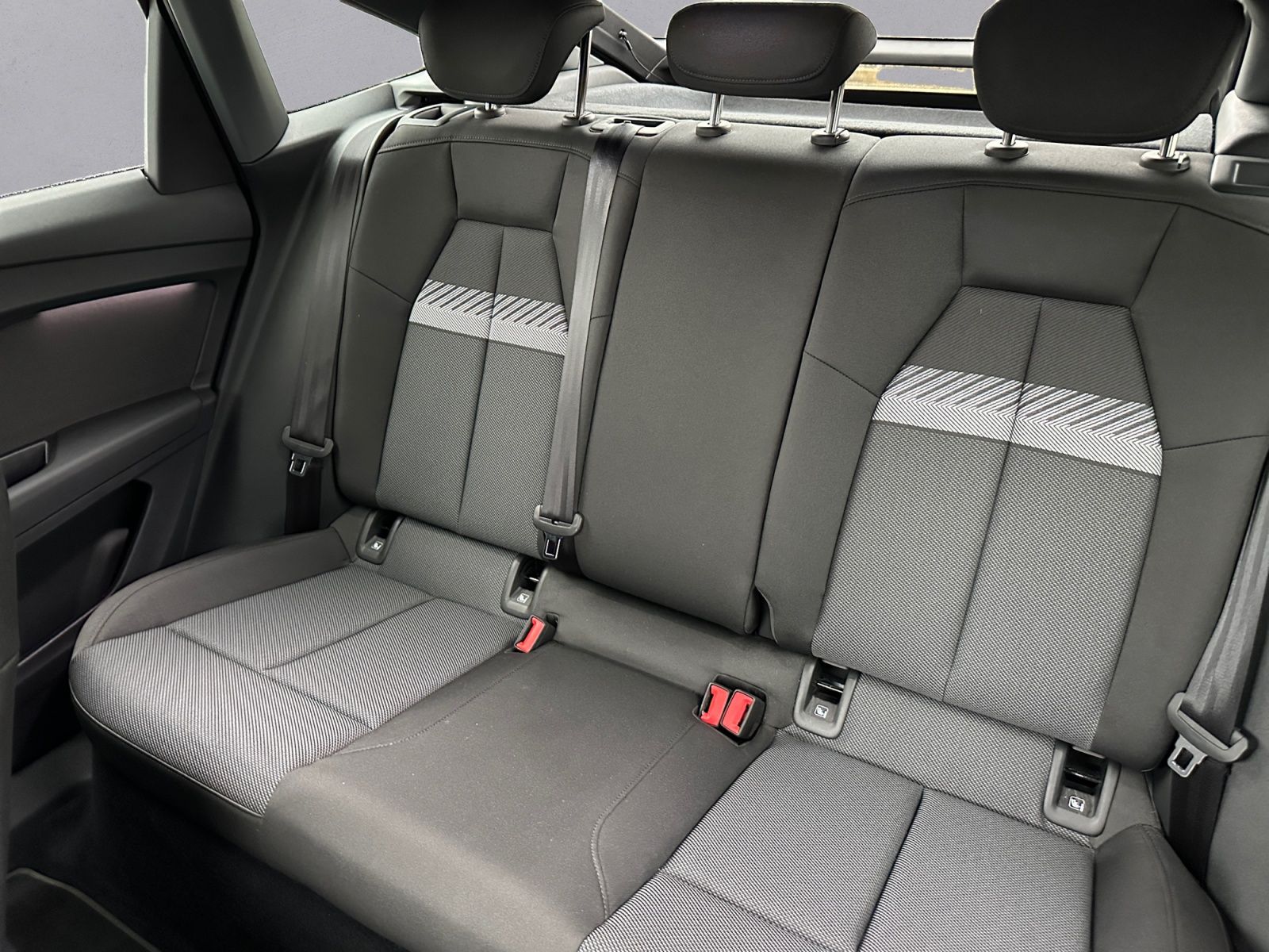 Audi Q4 Sportback 35 e-tron SONOS / RFK / SITZHEIZUNG foto 13