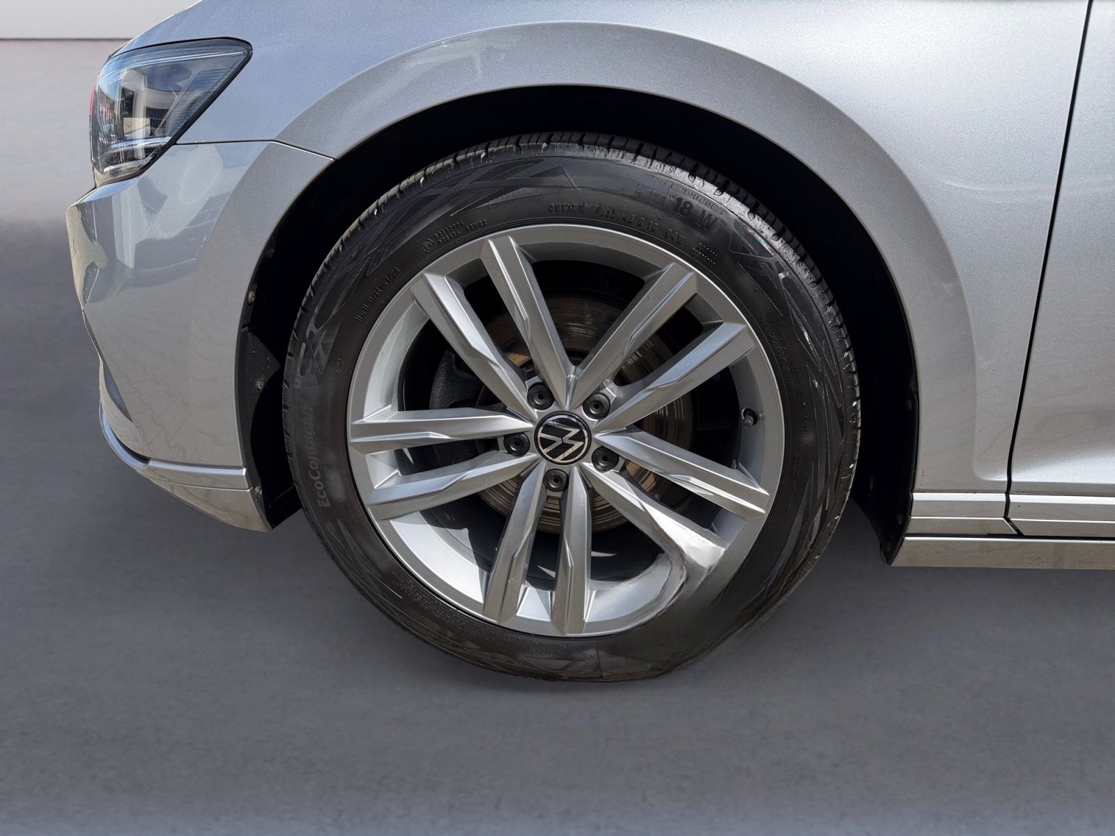 Volkswagen Passat Variant Business 1.5 TSI OPF DSG NAVI / R foto 14