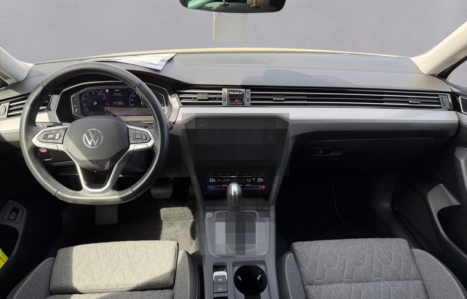 Volkswagen Passat Variant Business 1.5 TSI OPF DSG NAVI / R foto 10