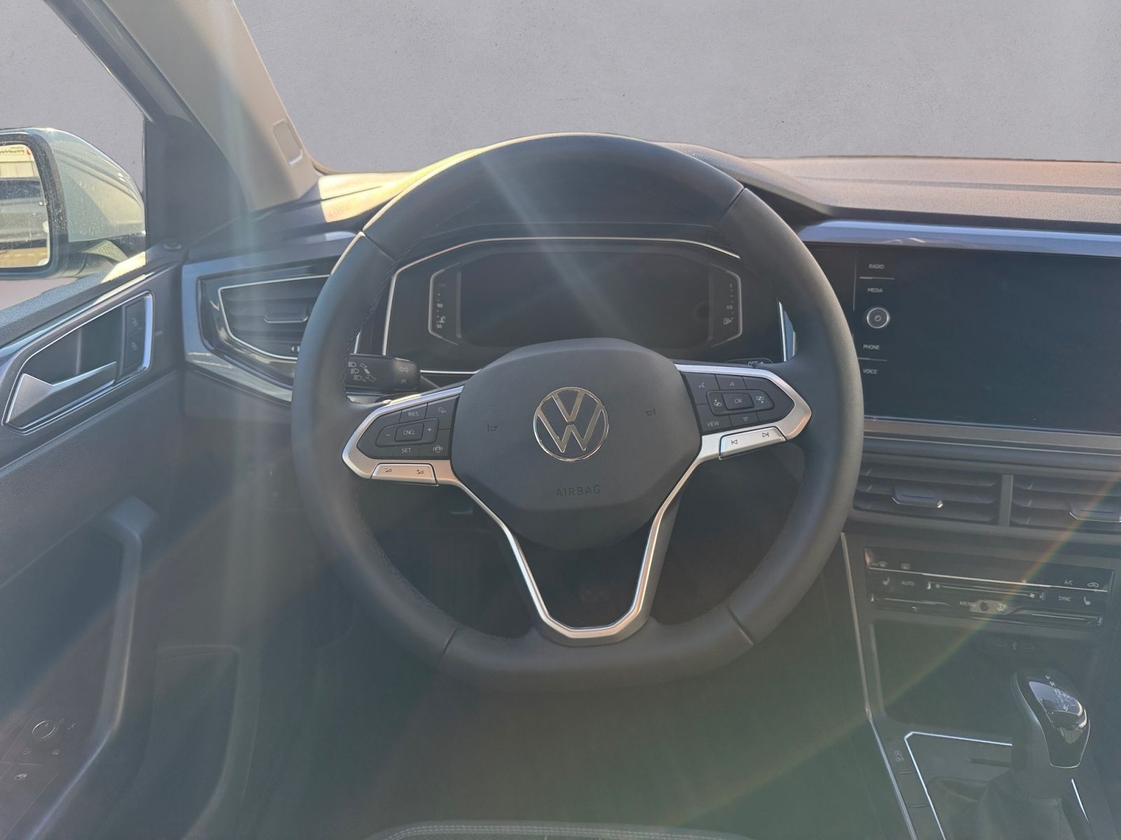 Volkswagen Polo Style 1,0 l TSI OPF 70 kW (95 PS) 7-Gang-Do foto 12
