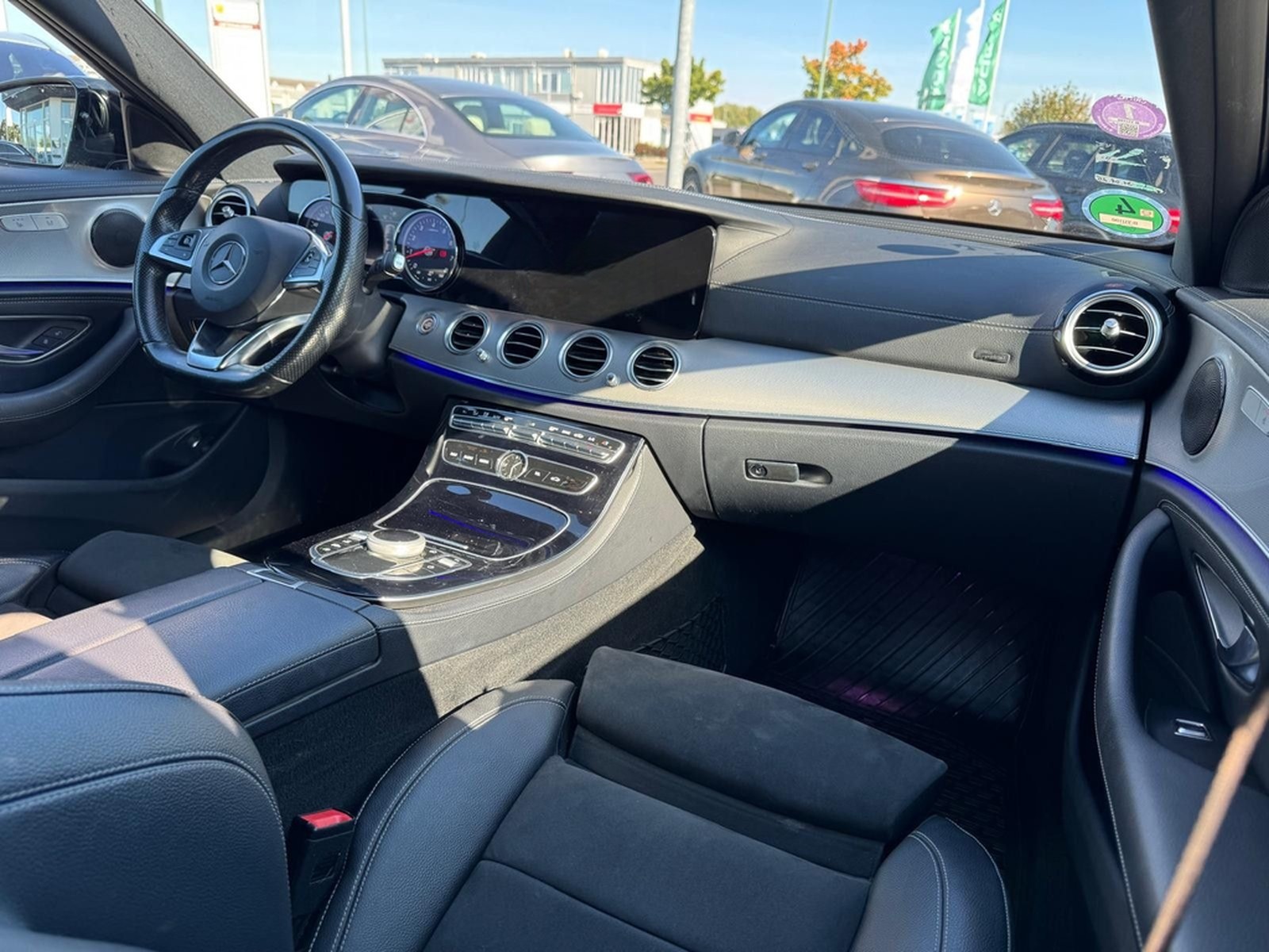 Mercedes-Benz E200 Lim. 9G-TRONIC"AMG-Line"AHK*AMBIENTE*KAMERA foto 11