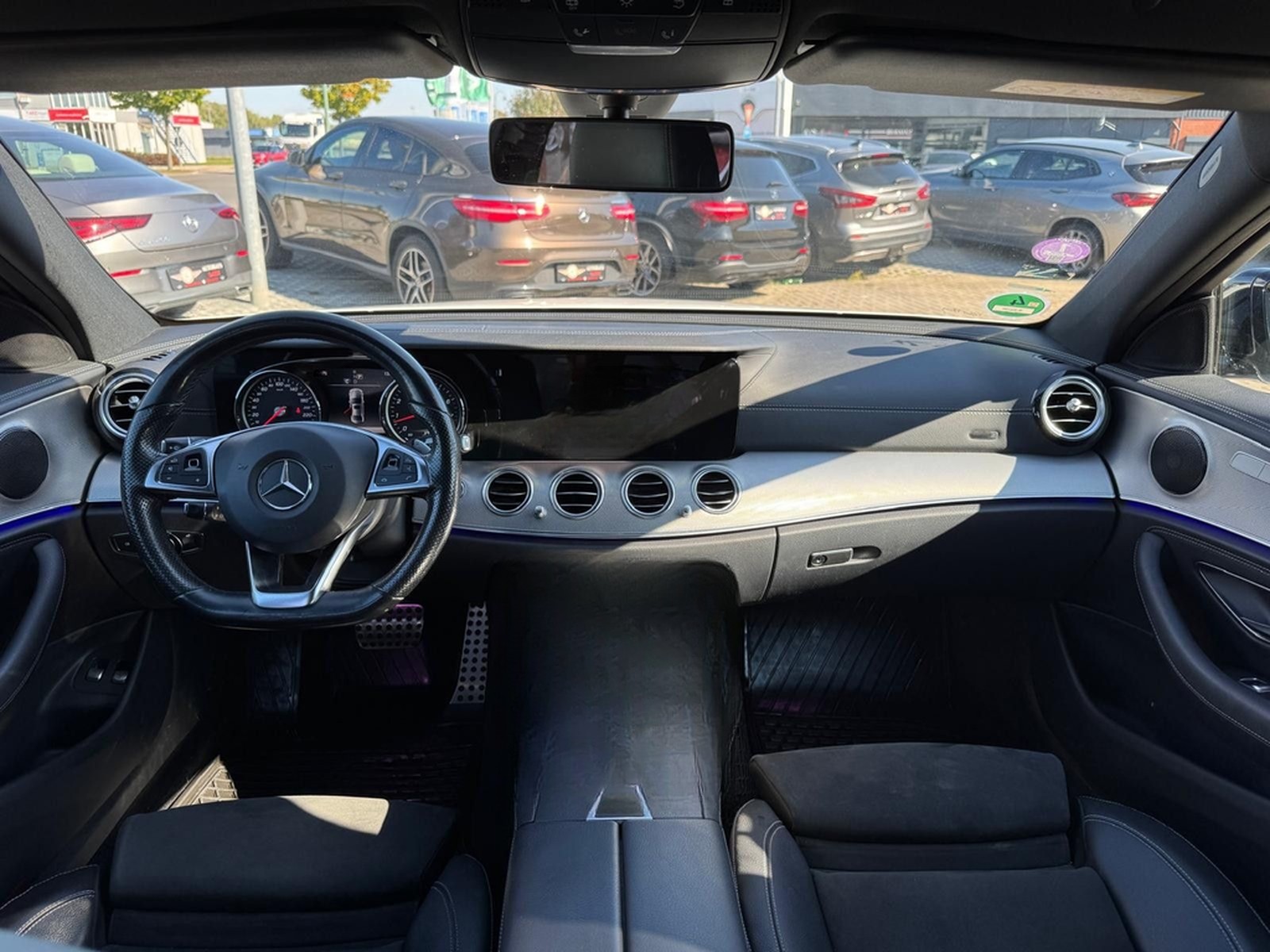 Mercedes-Benz E200 Lim. 9G-TRONIC"AMG-Line"AHK*AMBIENTE*KAMERA foto 15