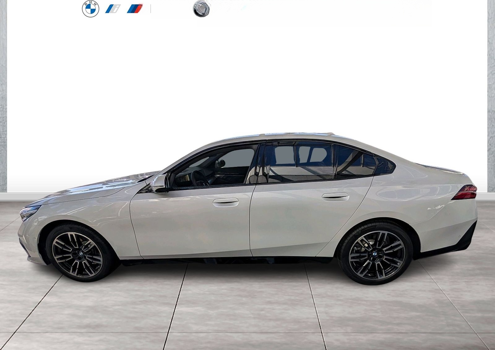BMW 520d M Sport AHK HeadUp Innovation HarmanKardon foto 5