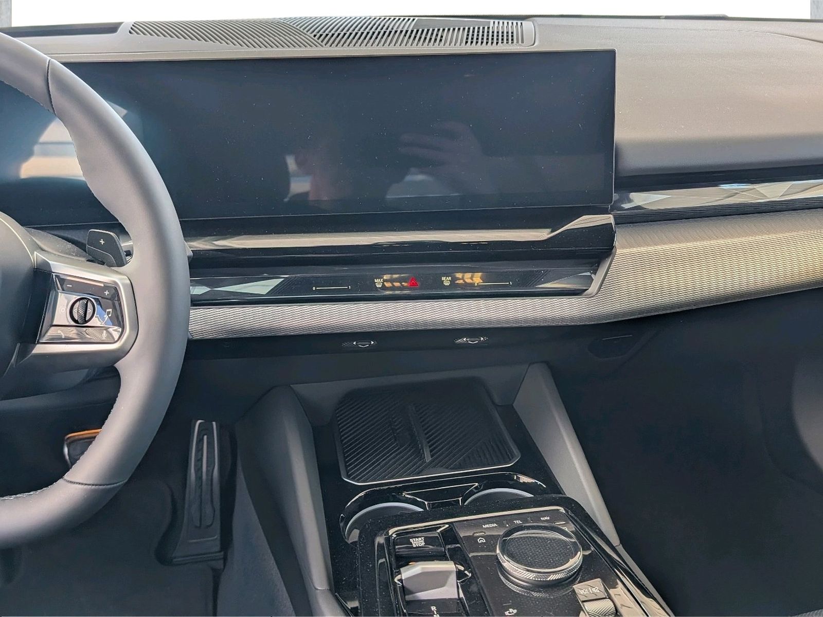 BMW 520d M Sport AHK HeadUp Innovation HarmanKardon foto 8