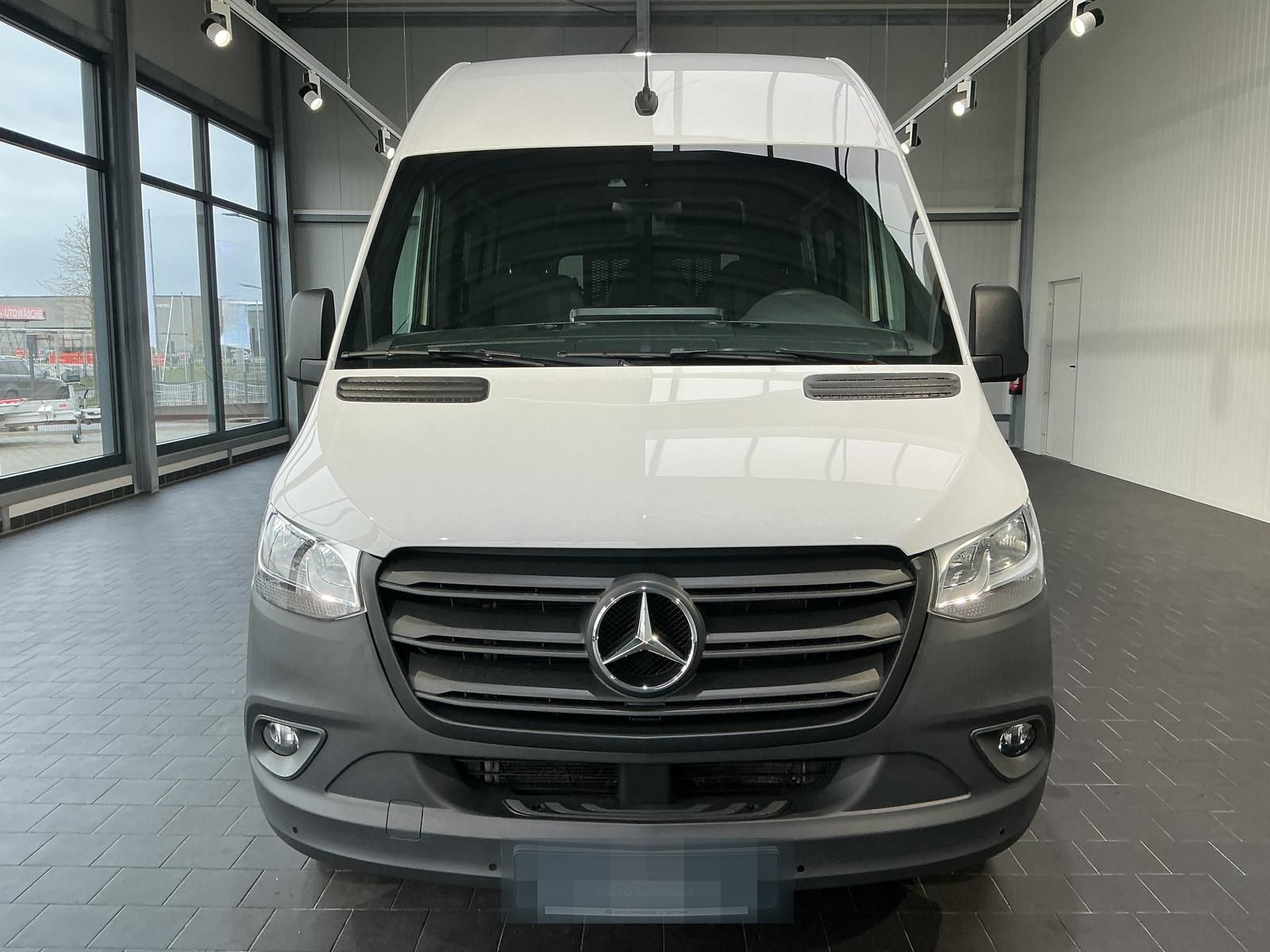 Mercedes-Benz Sprinter 317 Klima+Rollstuhl+Tourer+Lift+Rampe foto 4