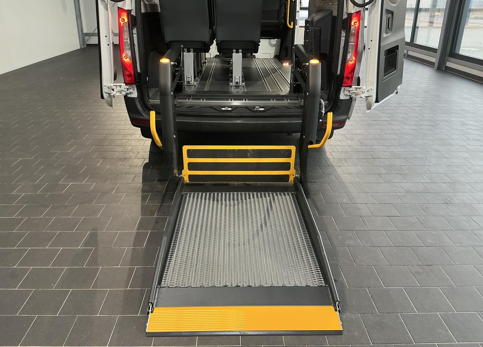 Mercedes-Benz Sprinter 317 Klima+Rollstuhl+Tourer+Lift+Rampe foto 10