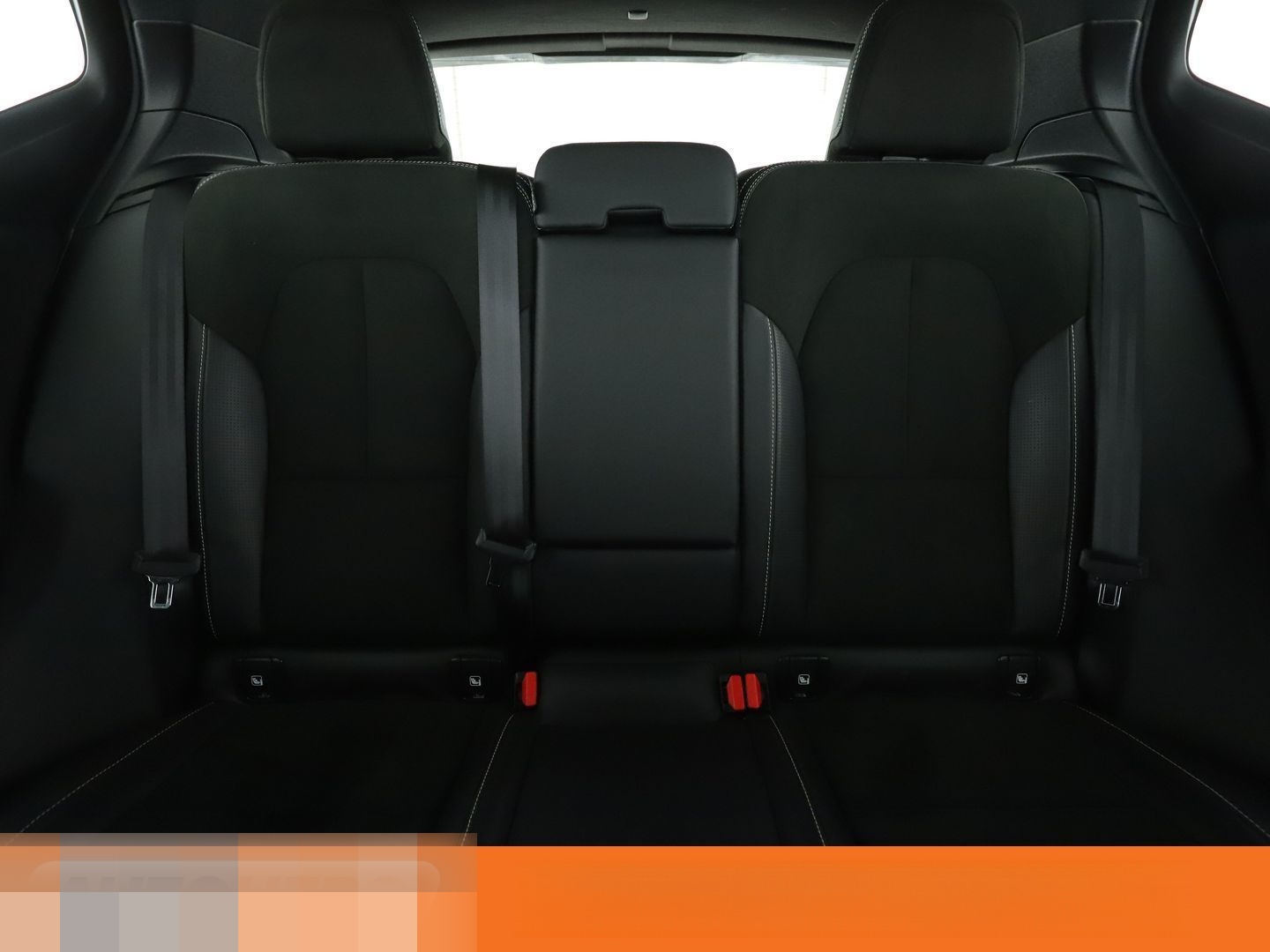 Volvo 2.0 D4 R-Design AWD Aut.*NAV*LED*TEMP*360CAM*PDC foto 16