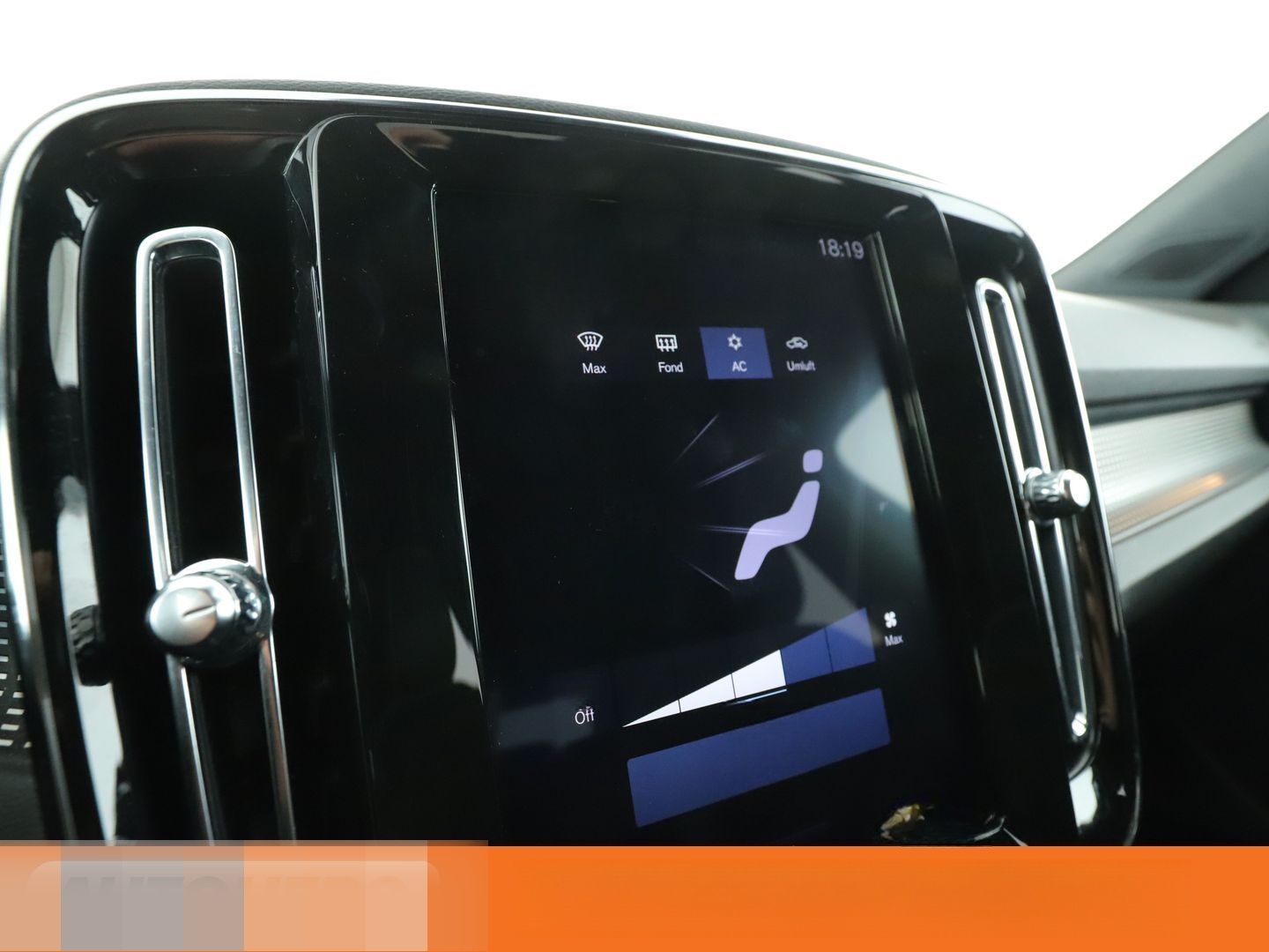 Volvo 2.0 D4 R-Design AWD Aut.*NAV*LED*TEMP*360CAM*PDC foto 23