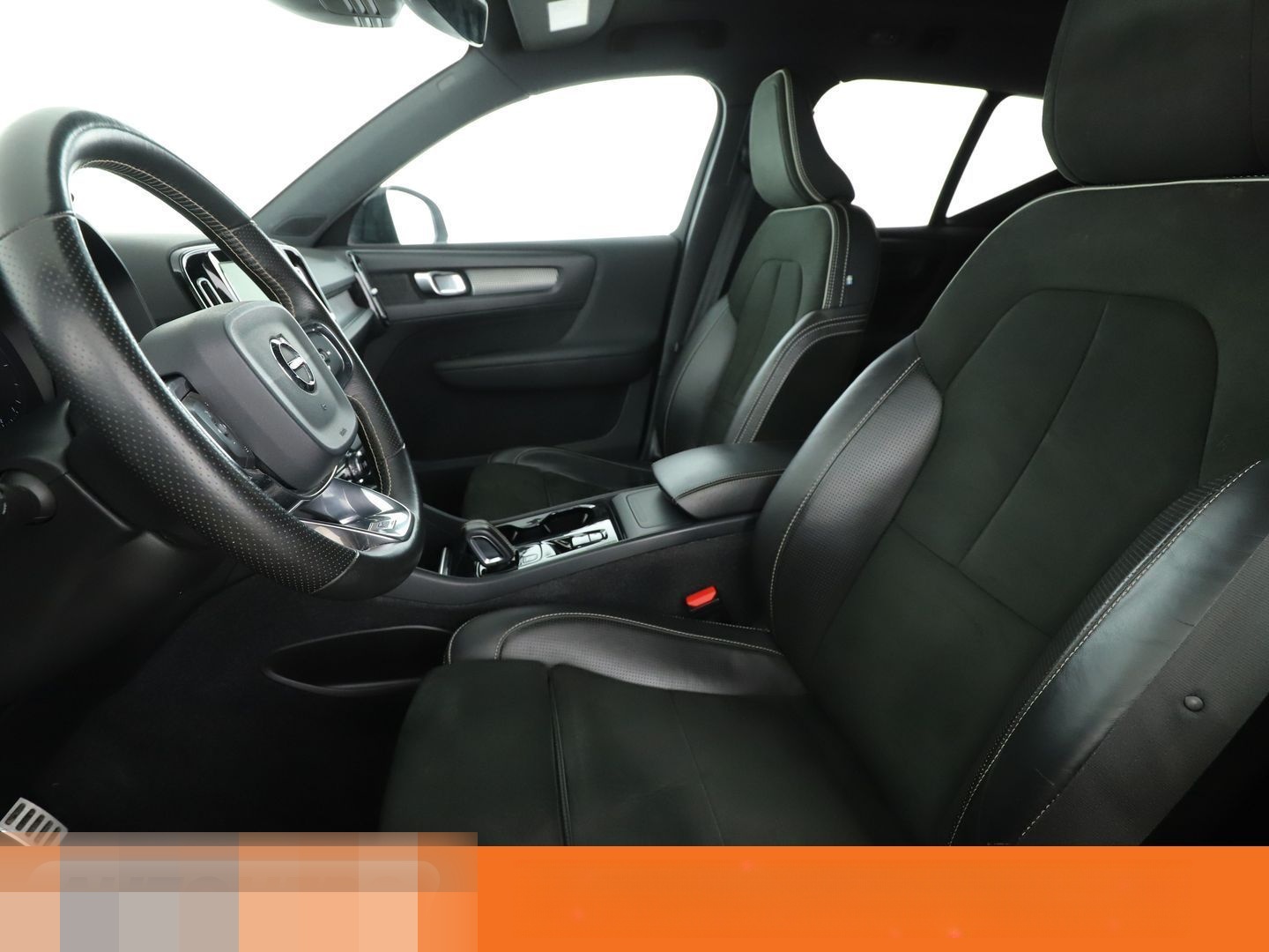 Volvo 2.0 D4 R-Design AWD Aut.*NAV*LED*TEMP*360CAM*PDC foto 10