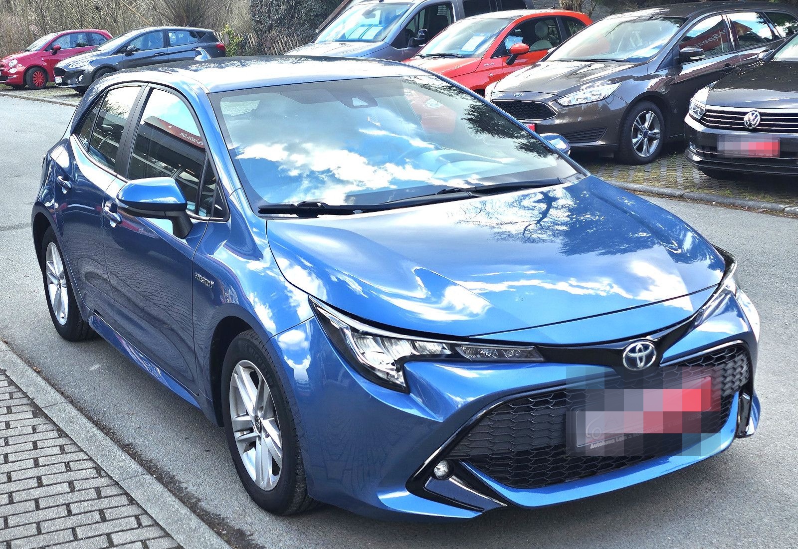 Toyota Corolla Hybrid foto 3
