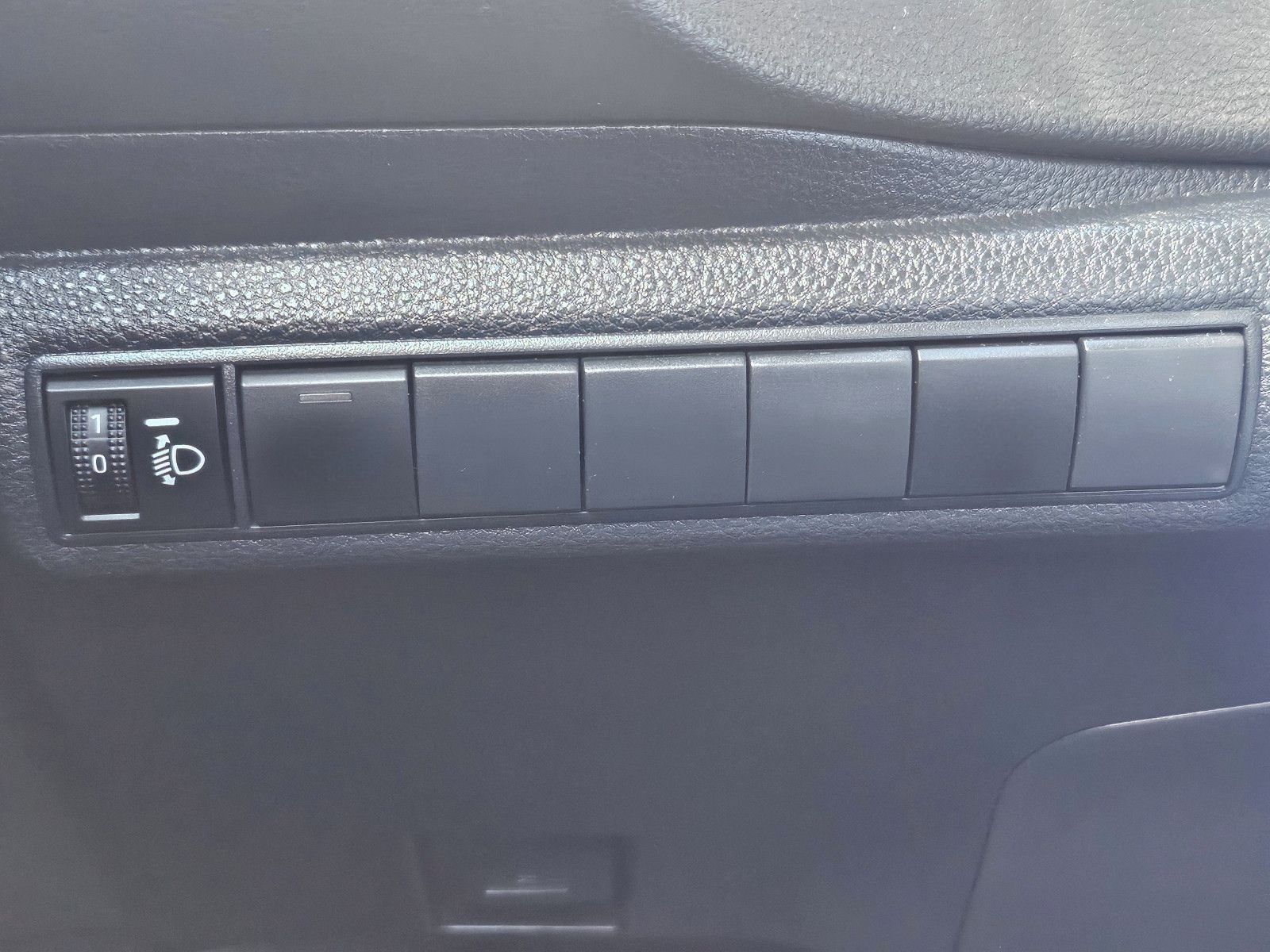 Toyota Corolla Hybrid foto 21