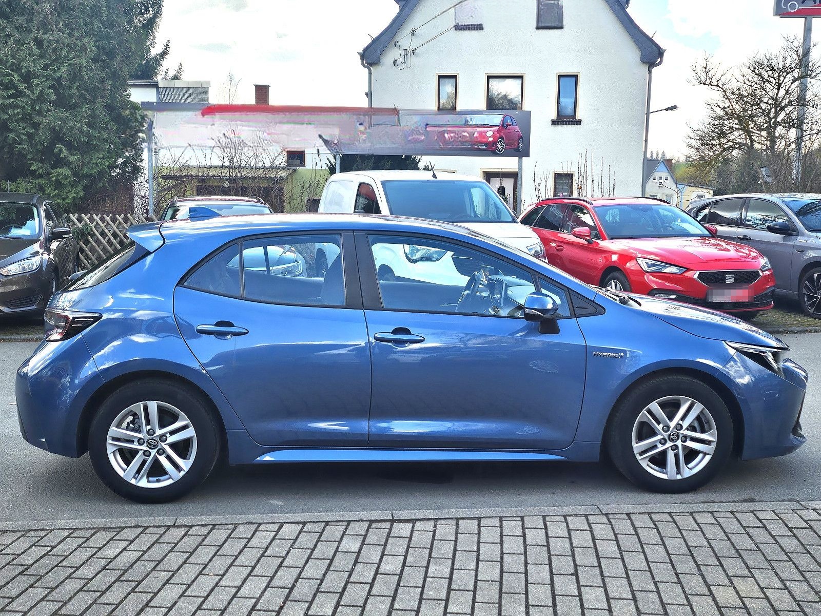 Toyota Corolla Hybrid foto 4