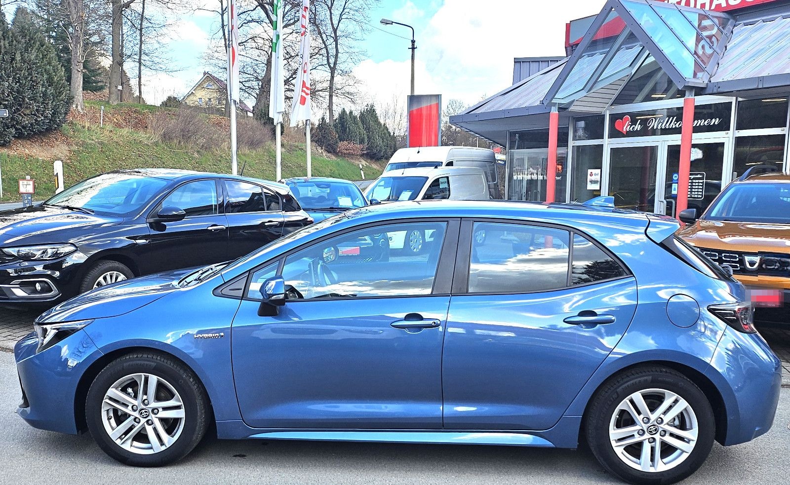 Toyota Corolla Hybrid foto 5