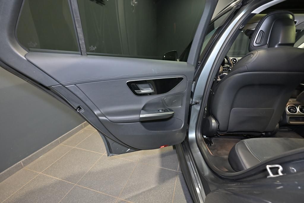 Mercedes-Benz C 220 d T AMG/LED/PANO/AHK/STHZ/NIGHT/SHZ foto 24