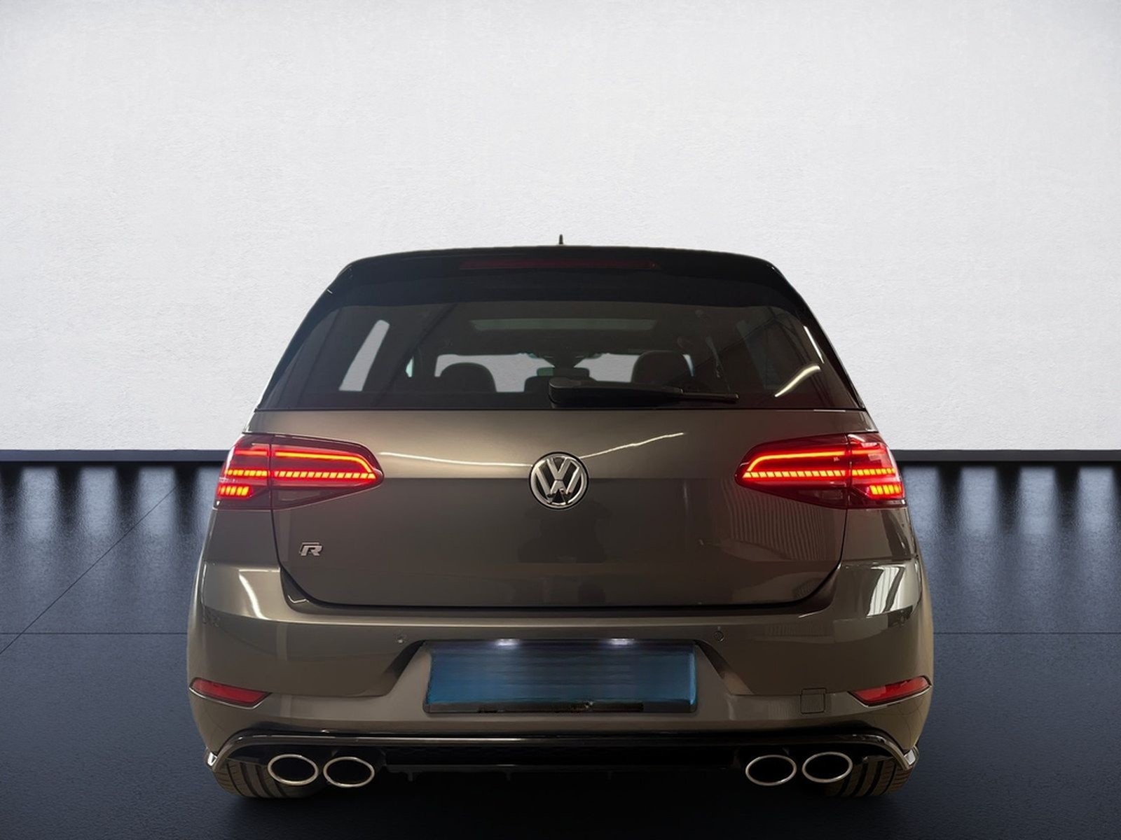 Volkswagen Golf VII R 4MOTION DSG+ALU 19+PANO+DYNAUDIO+RÜCK foto 5