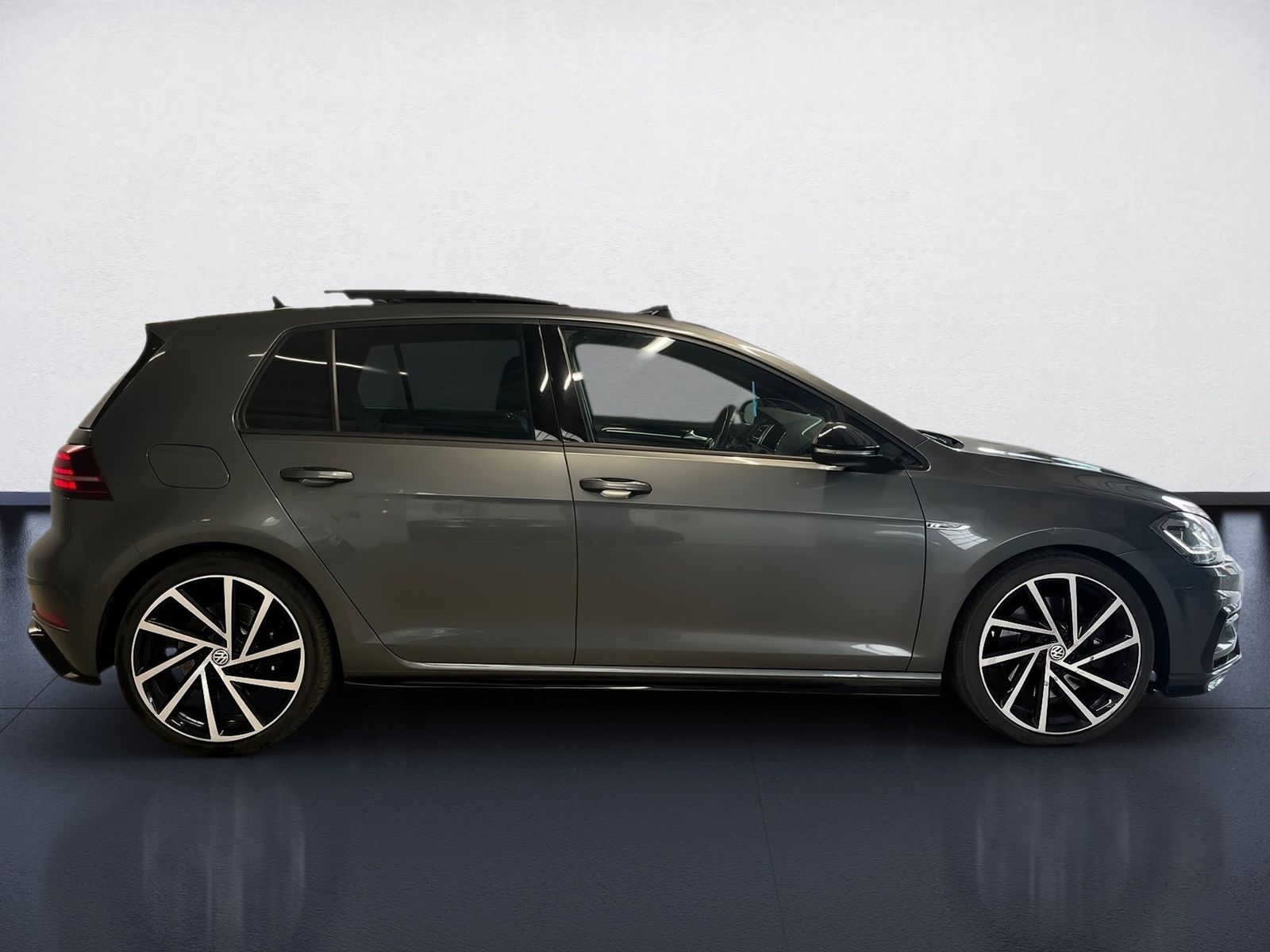 Volkswagen Golf VII R 4MOTION DSG+ALU 19+PANO+DYNAUDIO+RÜCK foto 7