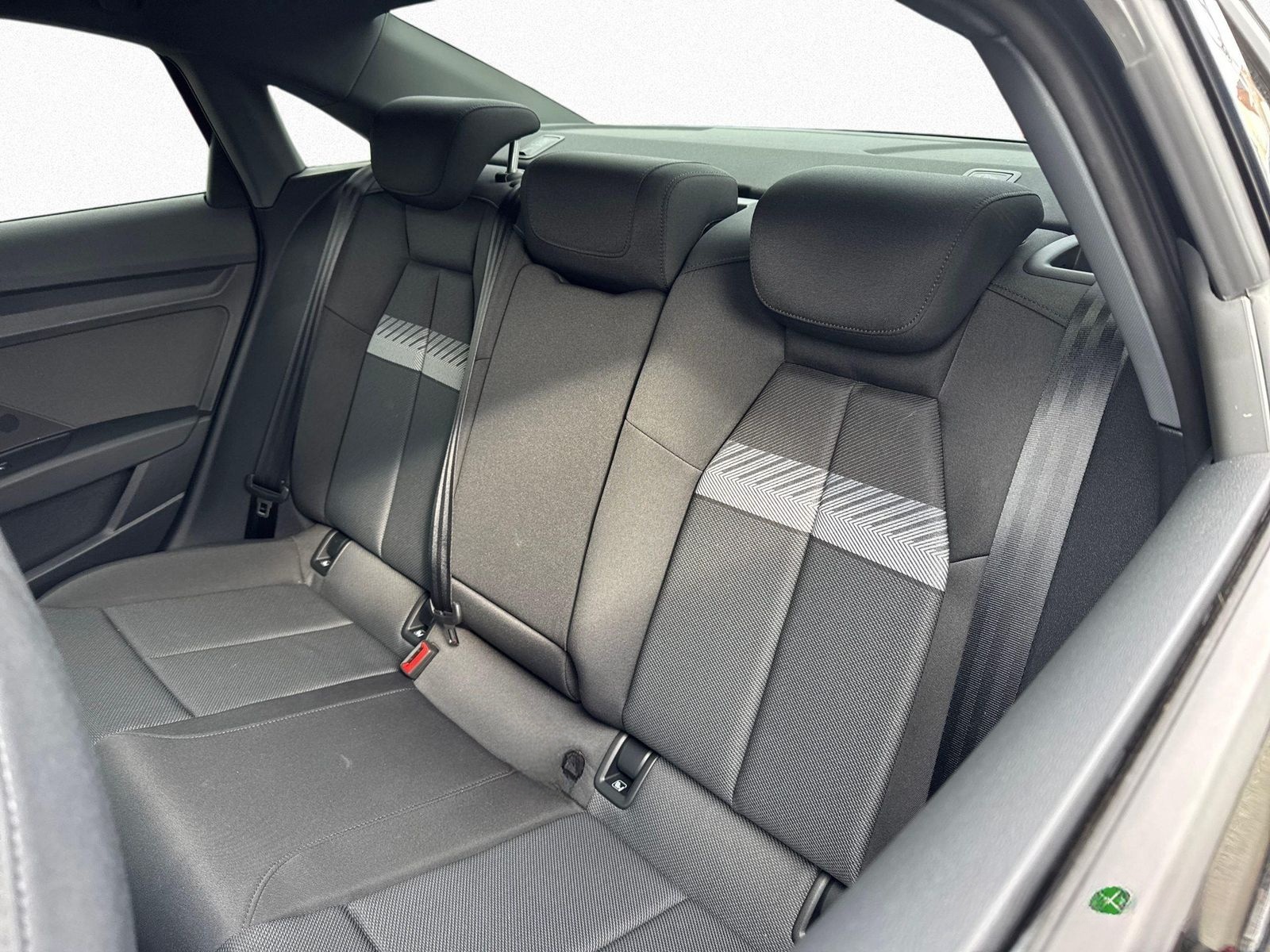 Audi A3 Limousine 30 TDI S tr. LED NAVI VIRTUAL CAR P foto 12