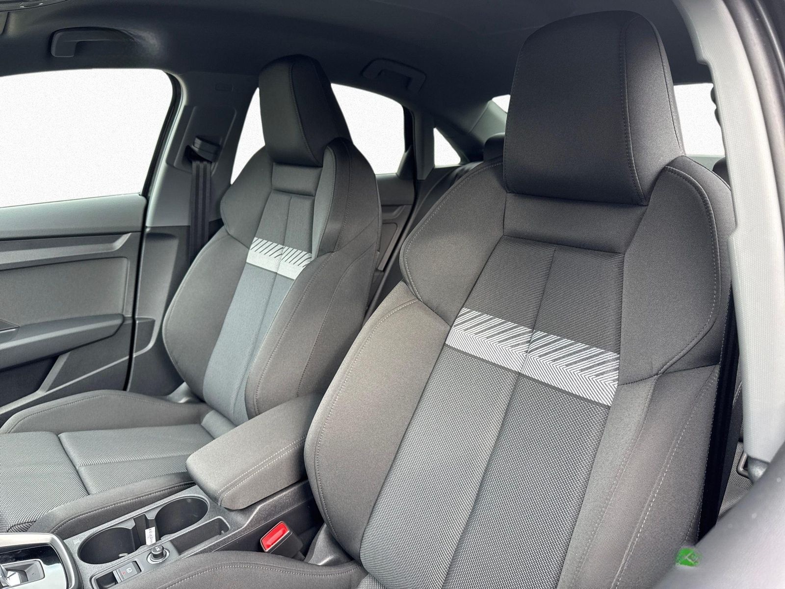 Audi A3 Limousine 30 TDI S tr. LED NAVI VIRTUAL CAR P foto 10