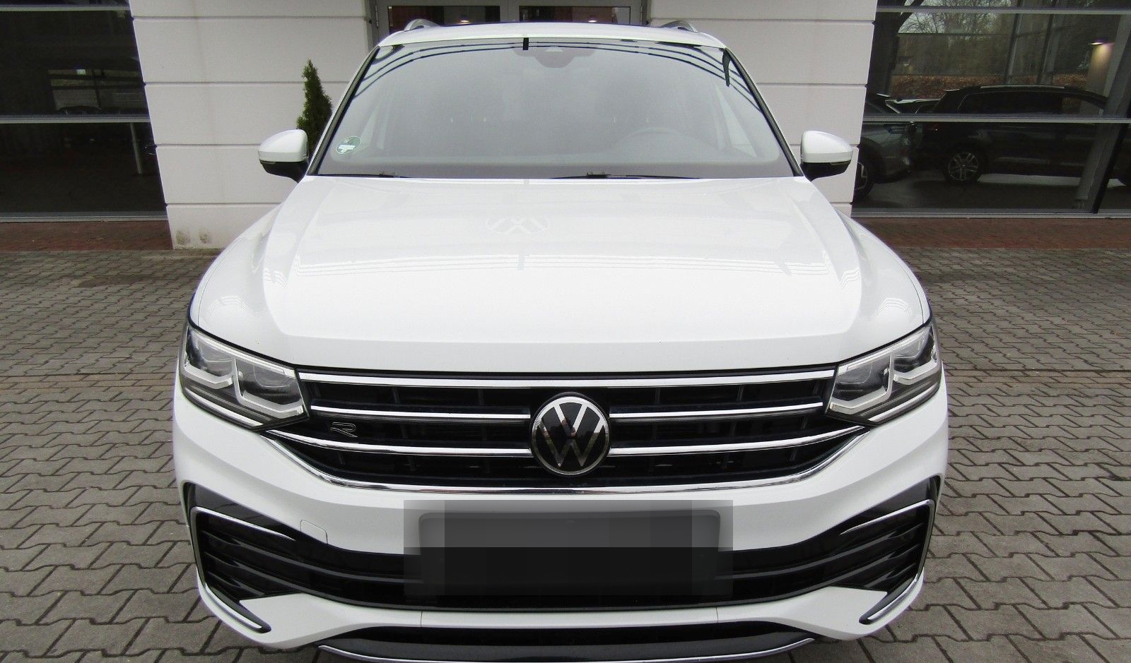 Volkswagen Tiguan Allspace 2.0 TDI R-Line 4Motion DSG+AHK foto 3
