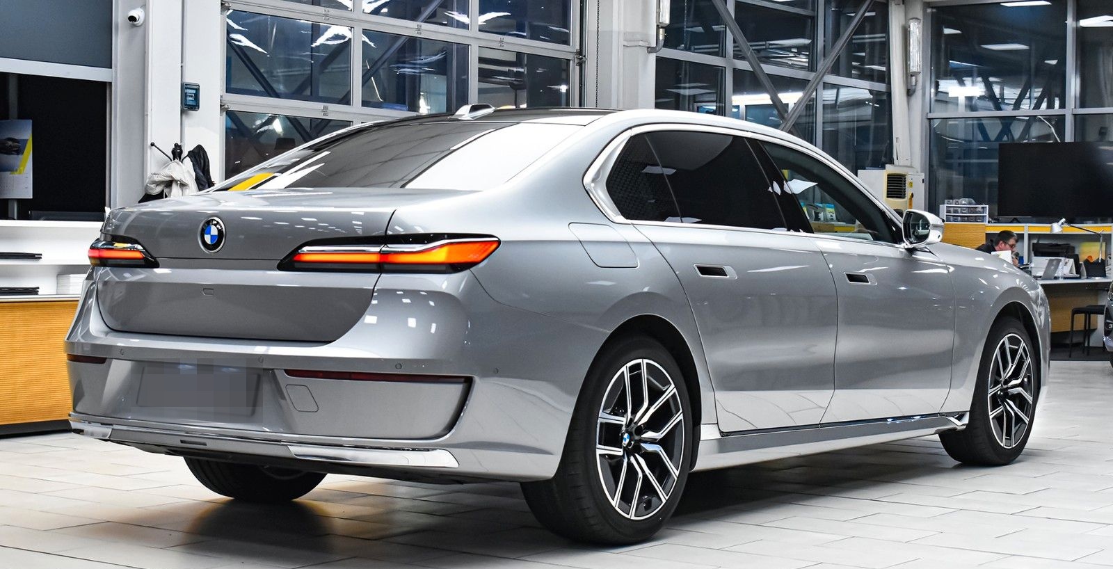 BMW 740d xDrive Pure Excellence Mild Hybrid Sportaut foto 5