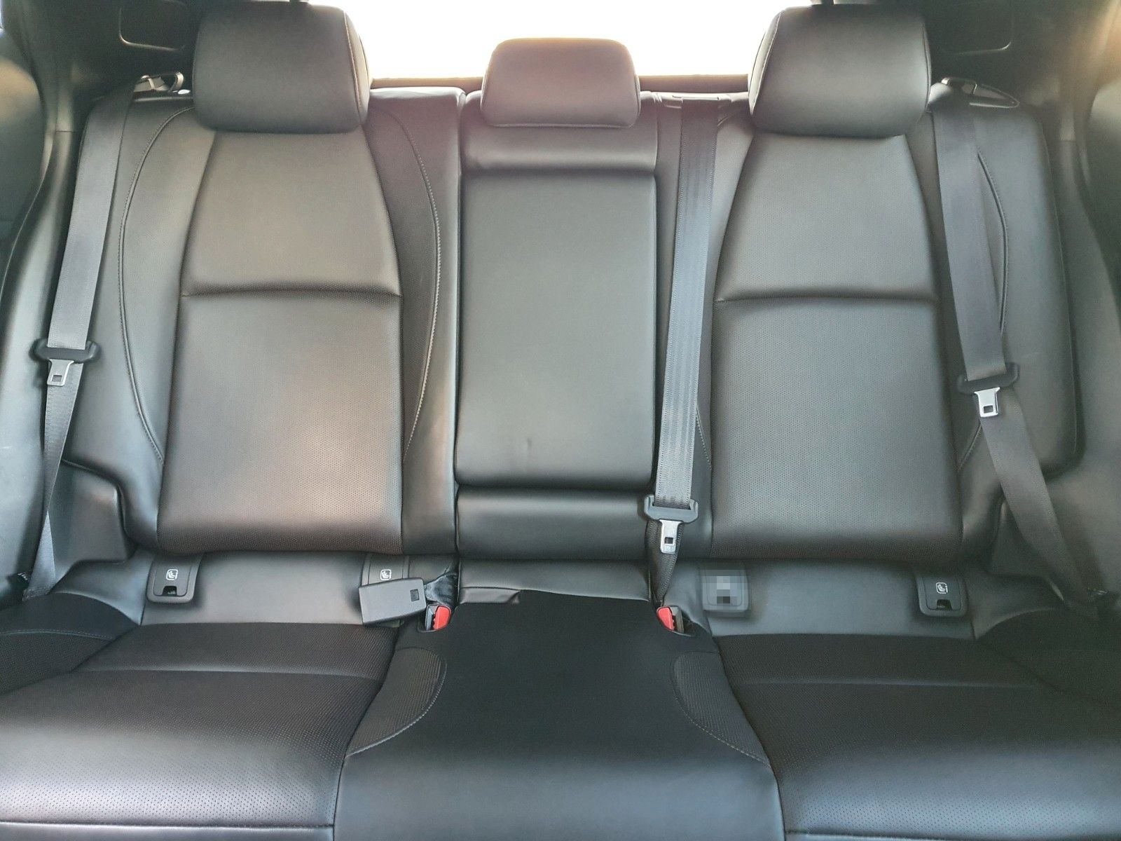 Mazda 3Lim.5trg.Selection.AUTOMATIK.LEDER.NAVI.8fachB. foto 14